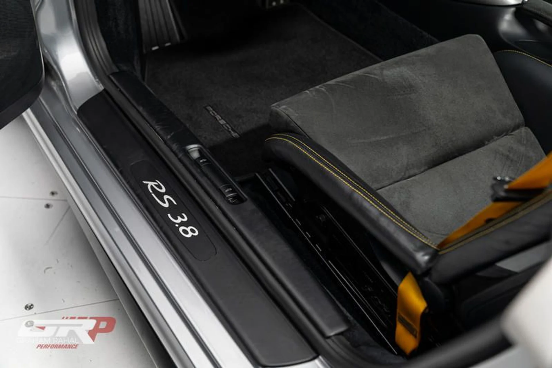 mph025_2809088102_125743_D4_5886_4039_8_E3_A_988_A7_E9_D9_DE_5_04da76be25