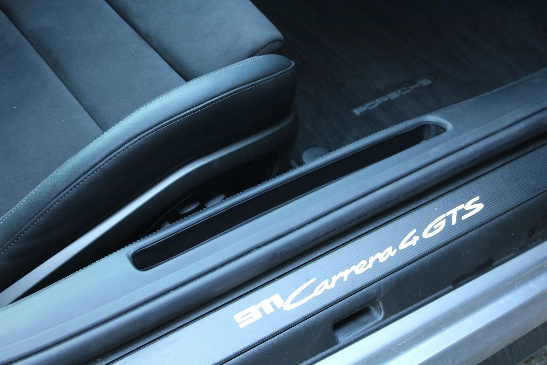 mph025_2810979271_ecd013b4cbfca86bcfc2f991b409867d_b425663176