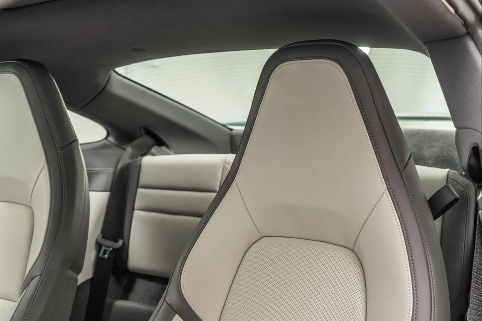 mph025_2814373080_C7l_ADNC_5_L_Cqrr_AHZH_Ex9qh_KC_Mc_Y_3bdbbe32ce