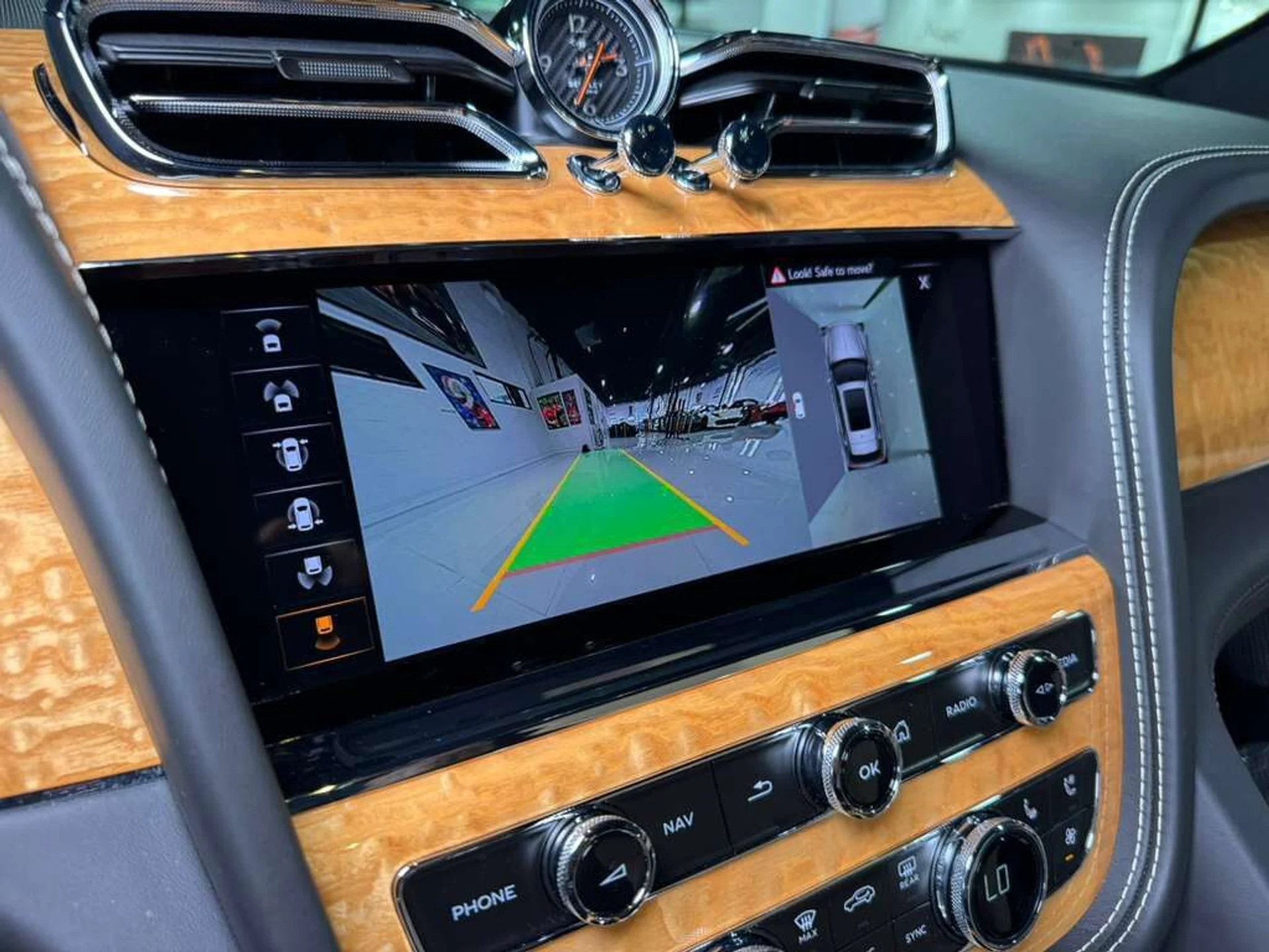 mph025_2827927637_0f12c9558b63182428603d0b6c419be3_6e808ce074