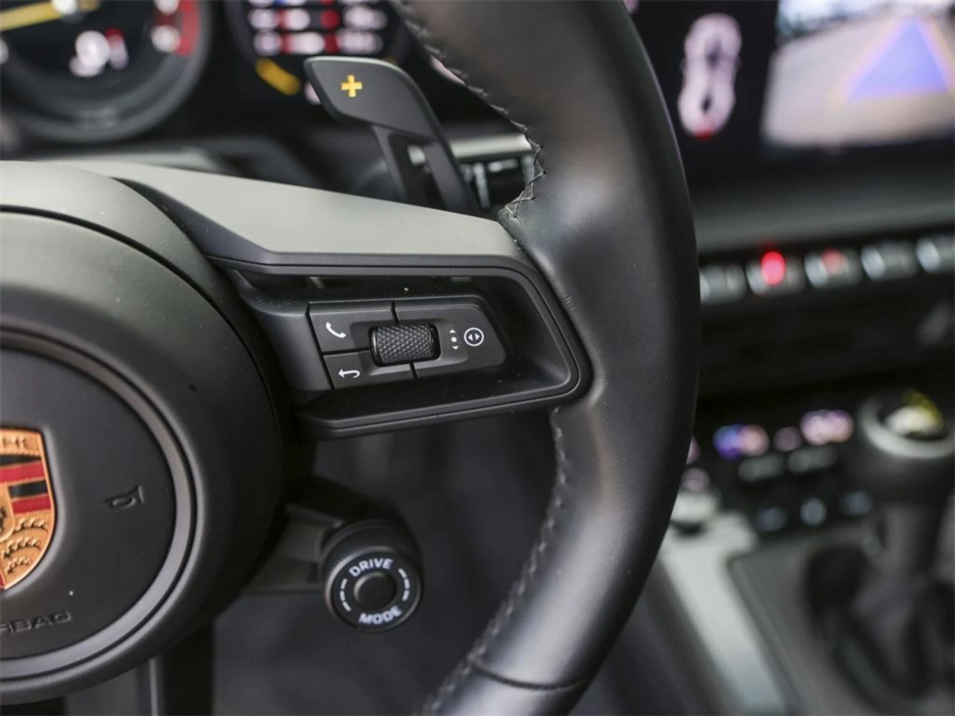 mph025_2828412389_93_N_Uy4_NI_Df3_JS_Gn_W3de_Xm_S5x_Fc4_e1eb9ffe2d