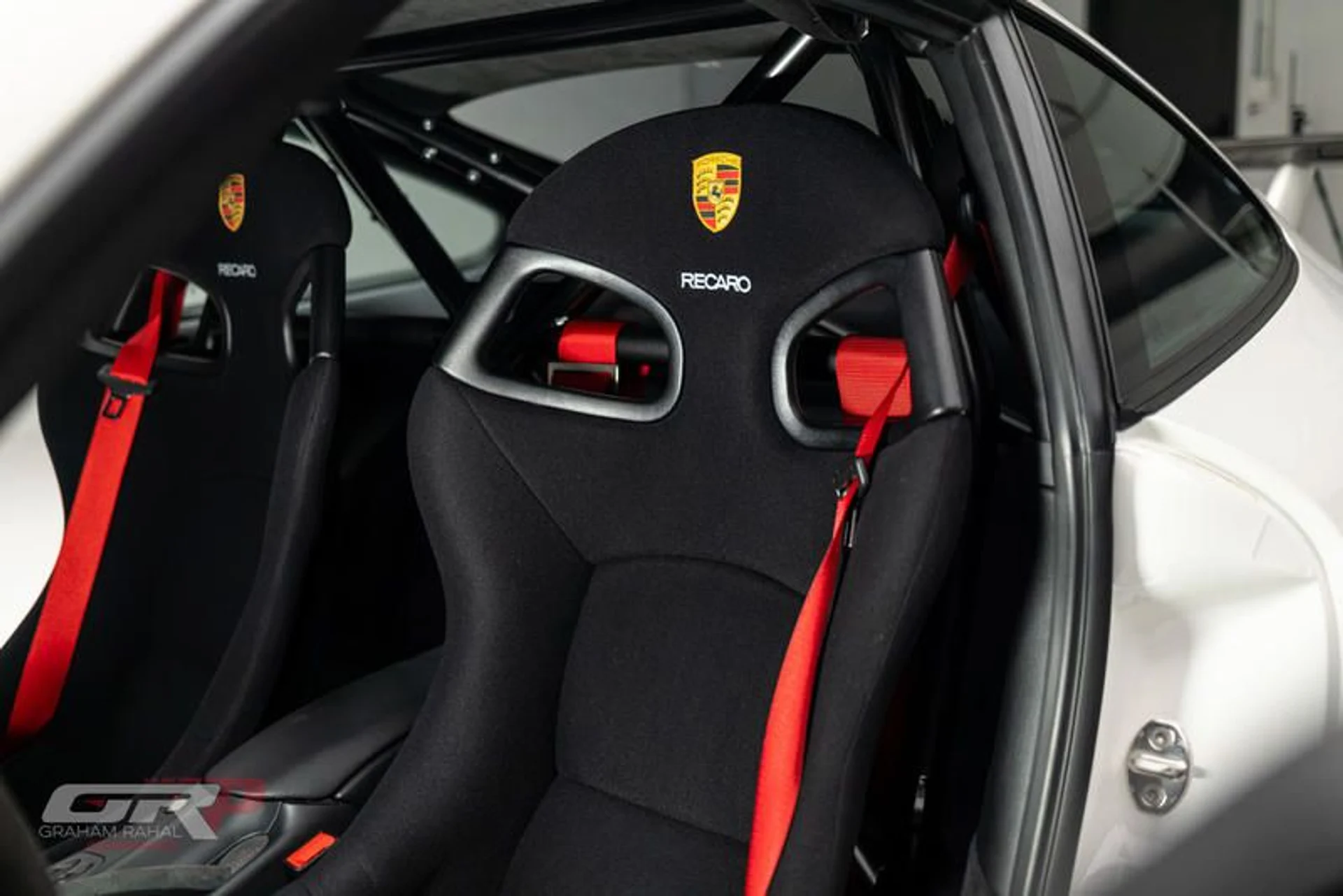 mph025_2838119705_ECD_0_BDF_0_F59_E_40_F0_92_D0_856_D64232_D32_5e2d6e82b8