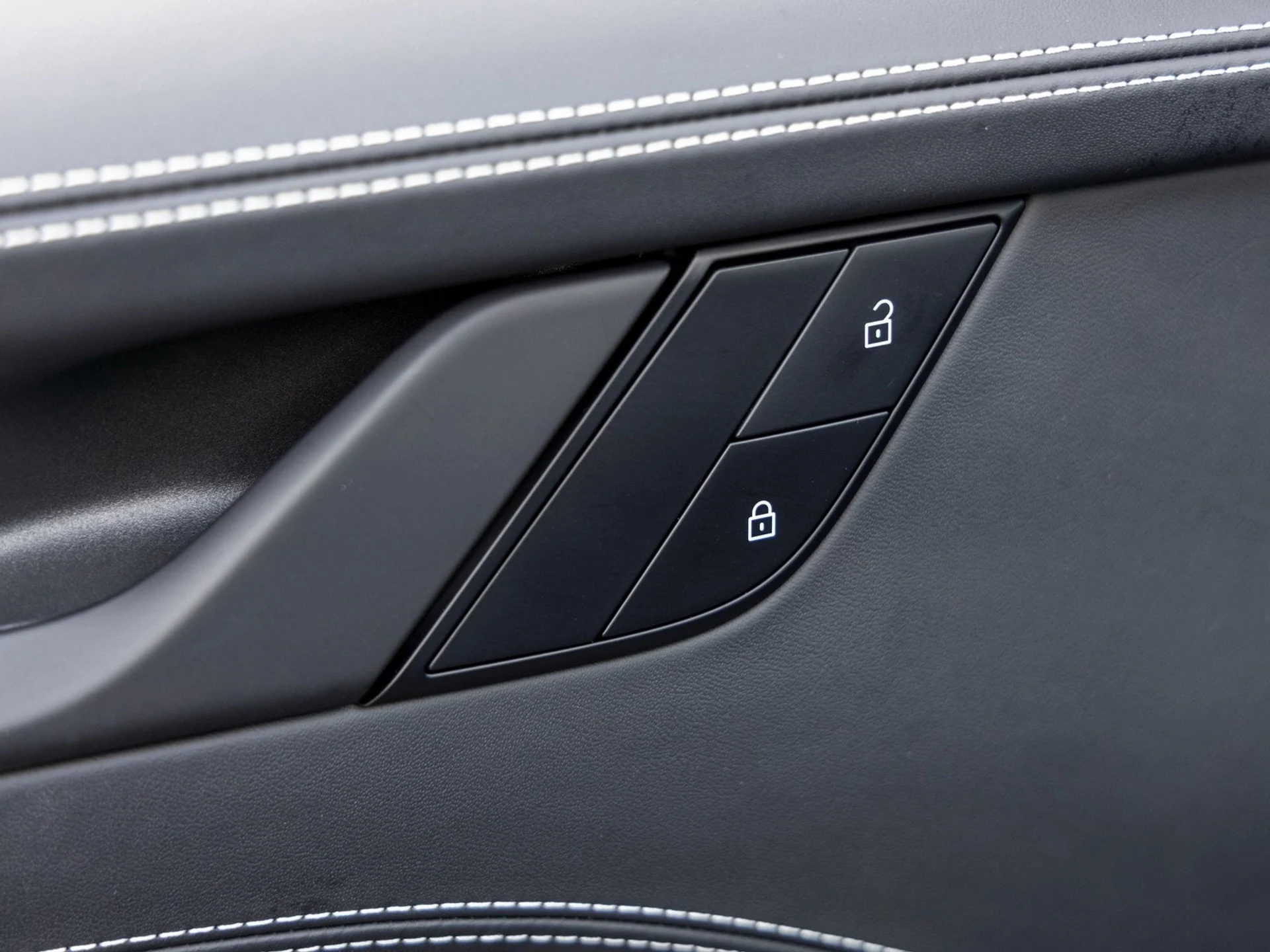 mph025_2840172751_26_8cf4e96f1c