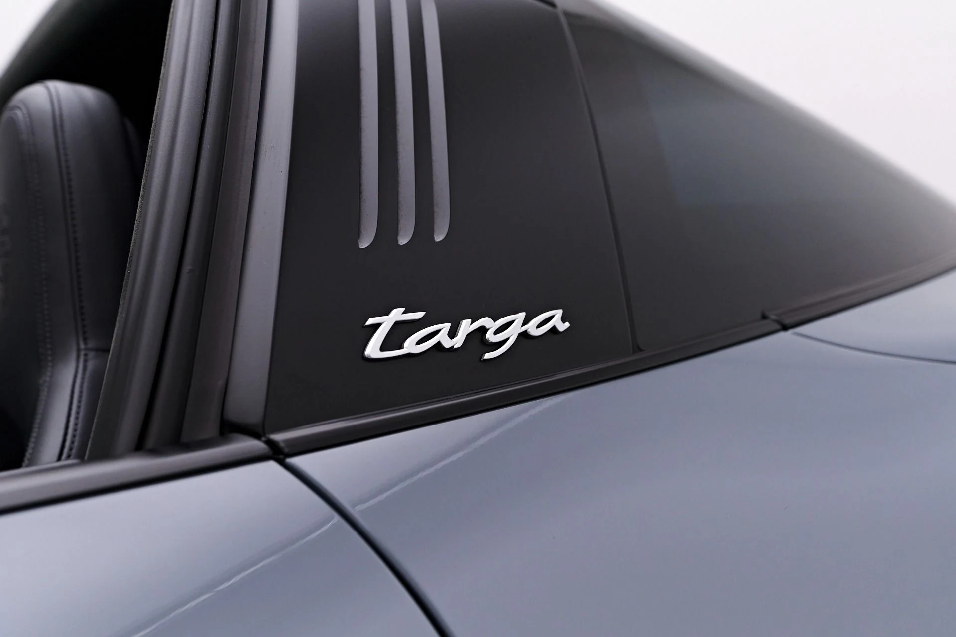 mph025_2840390715_Used_2023_Porsche_911_Targa_4_S_1757702839_0e002a3c70