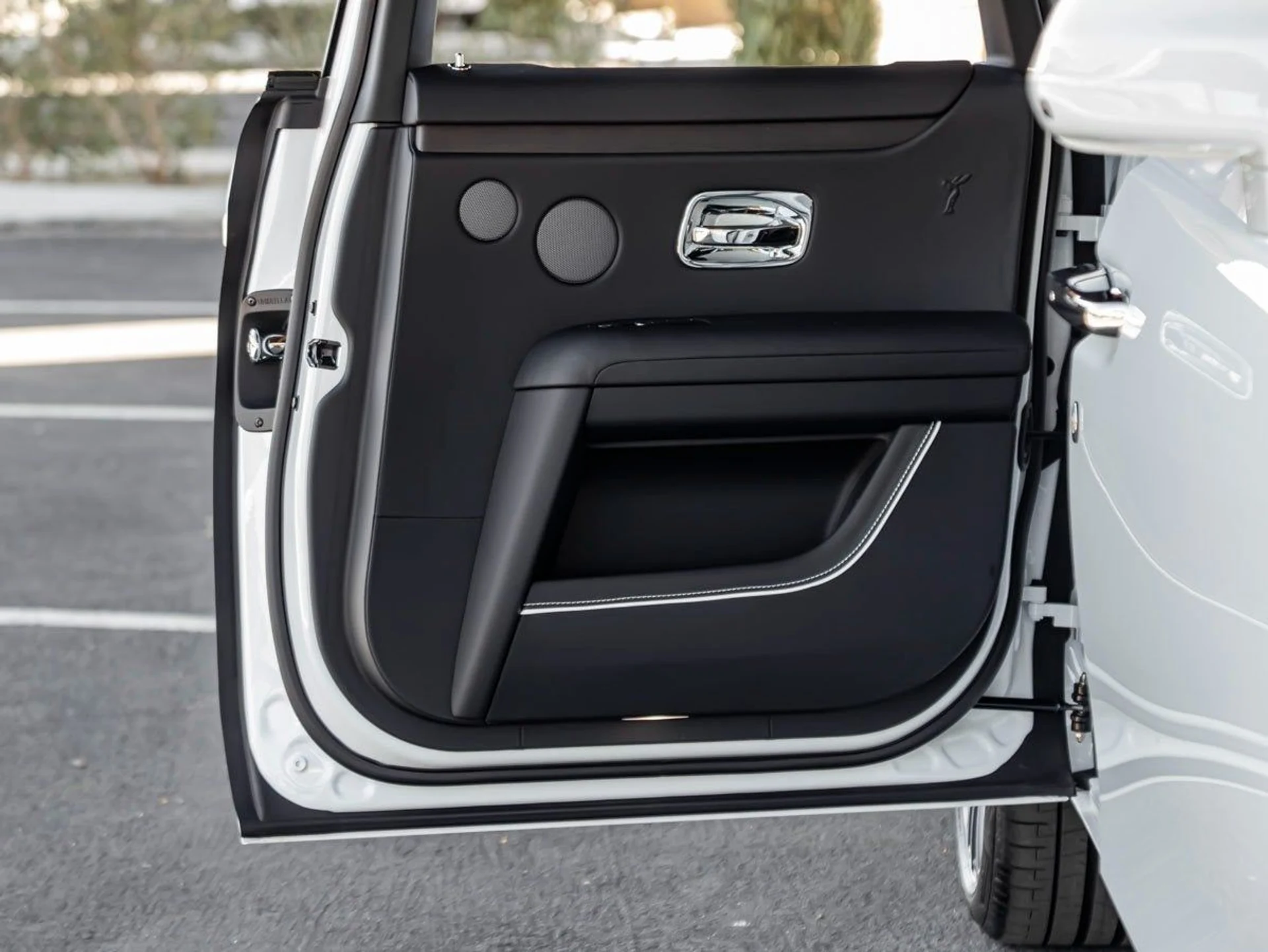 mph025_2840732769_26_a74090327b