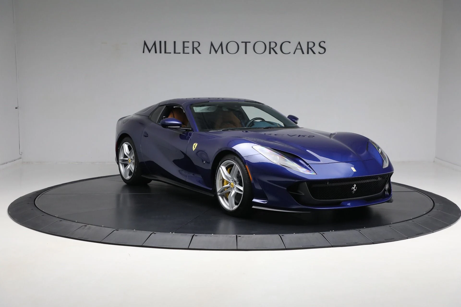 mph025_2852161932_Used_2023_Ferrari_812_GTS_71b8adc3fa