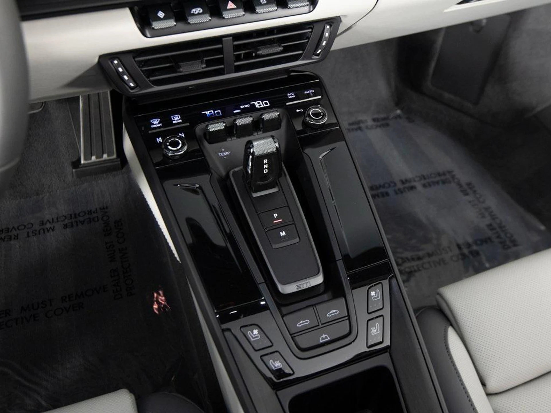 mph025_2852165481_h_CDV_0pg_QD_6n_Cd_S_Ubkt_Fr117ib_Q_39587119e7