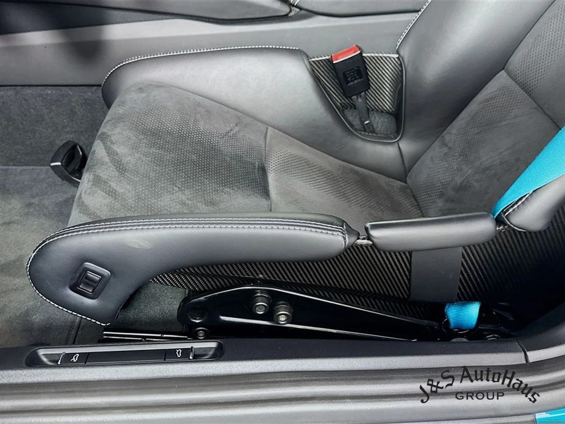 mph025_285329885_r7prcdpnd8im2hxz6ztoje0dxupy_5da4777c4e