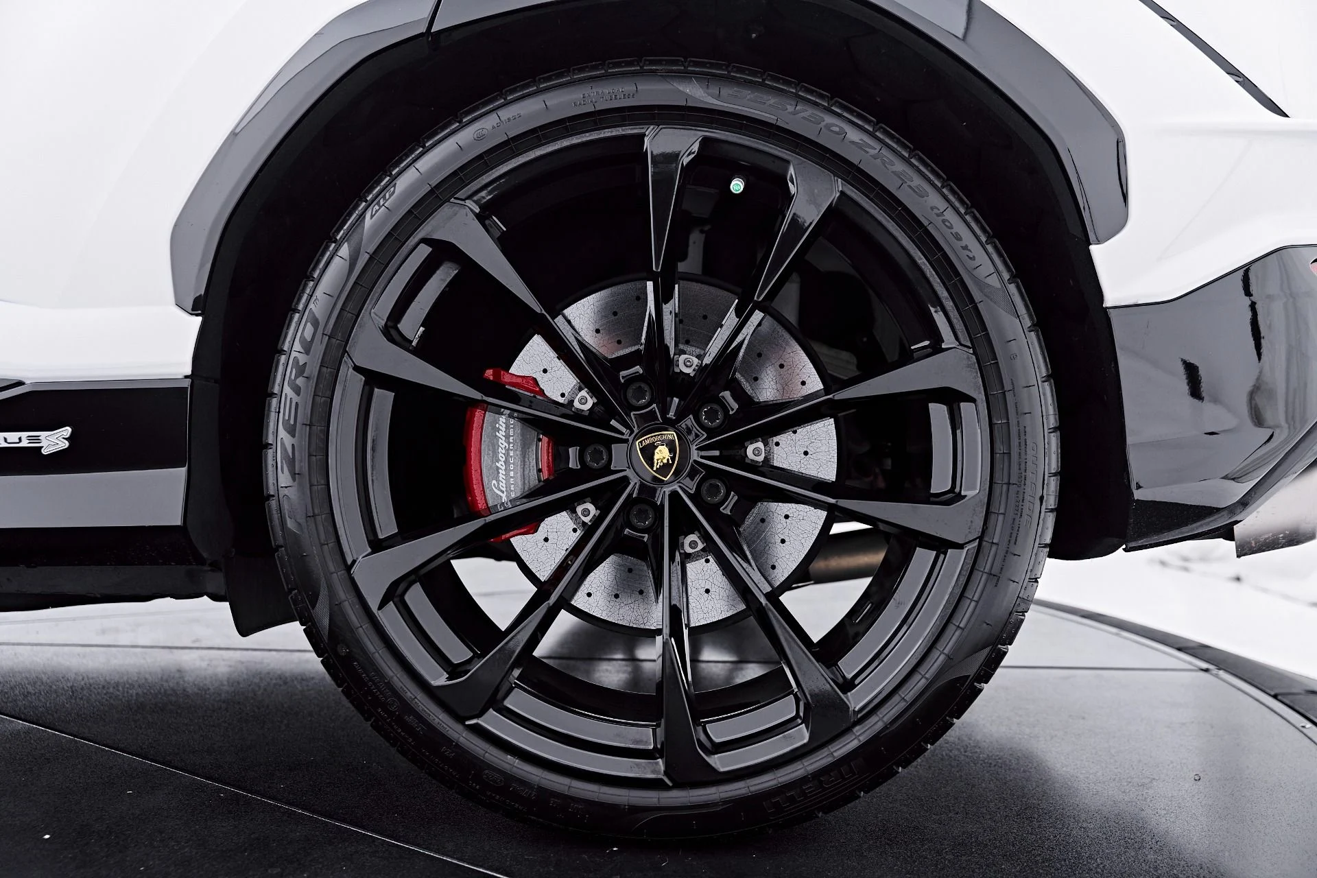 mph025_2854668771_Used_2023_Lamborghini_Urus_S_1784684441_333b9e9153