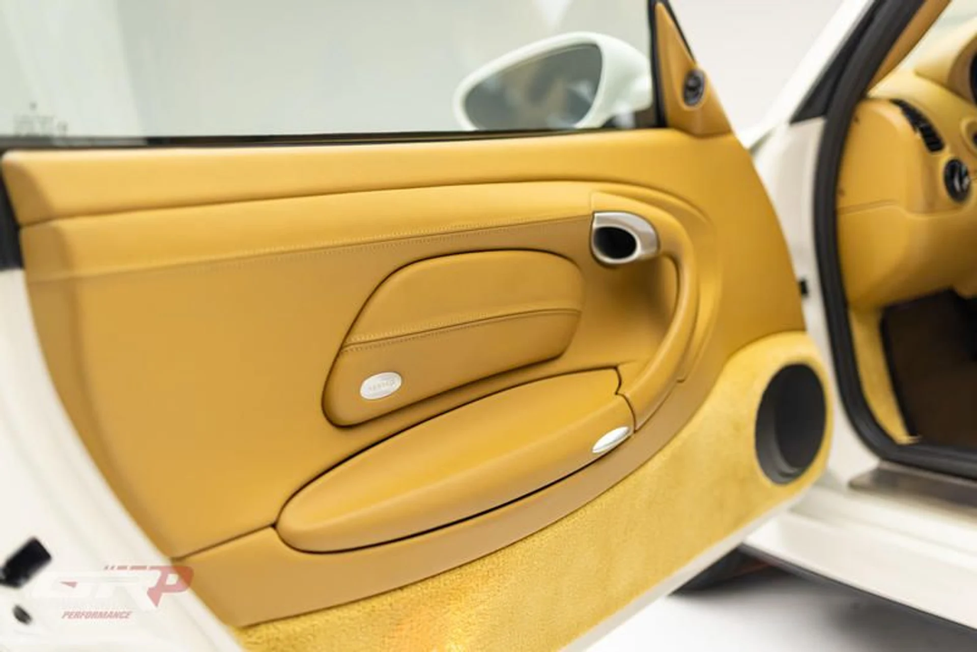 mph025_2862202944_E6_C992_FC_C627_4_CD_9_BC_6_E_7617_EAD_96_BC_9_52576a833b