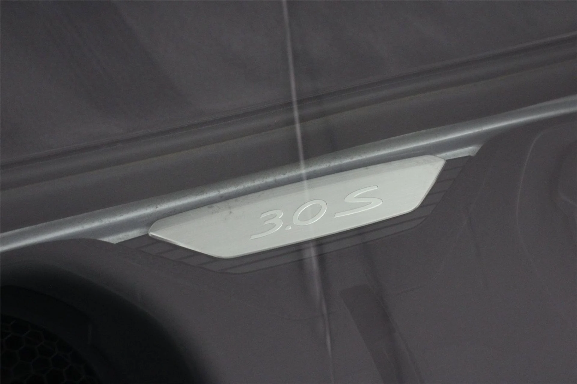 mph025_2864327126_276149dab4e97fb6761fbce189118d61_93703a3c15