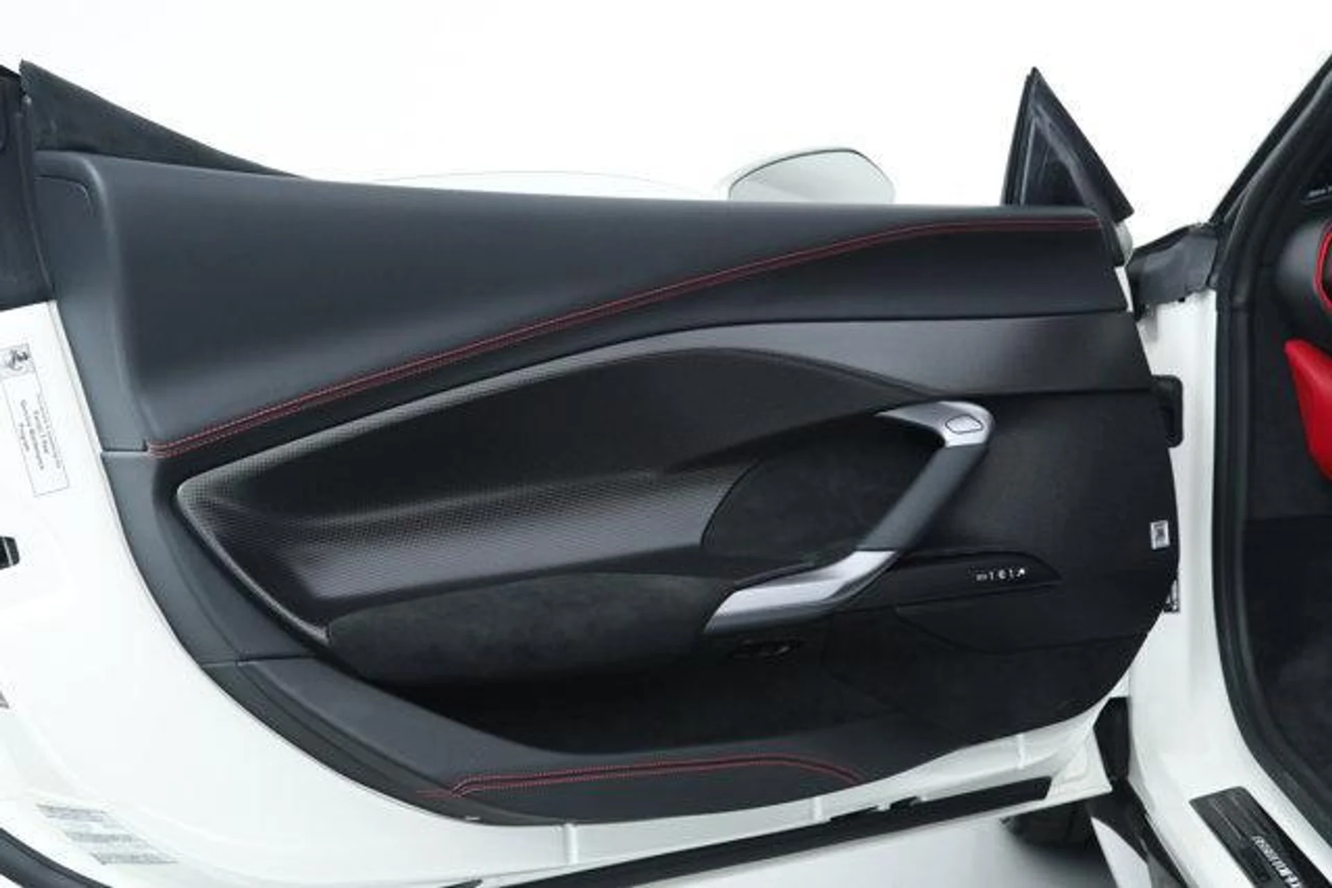 mph025_2874032976_11hd3u_UO_3p3_EQL_q98m_HRO_0_Hccc_2968083e69