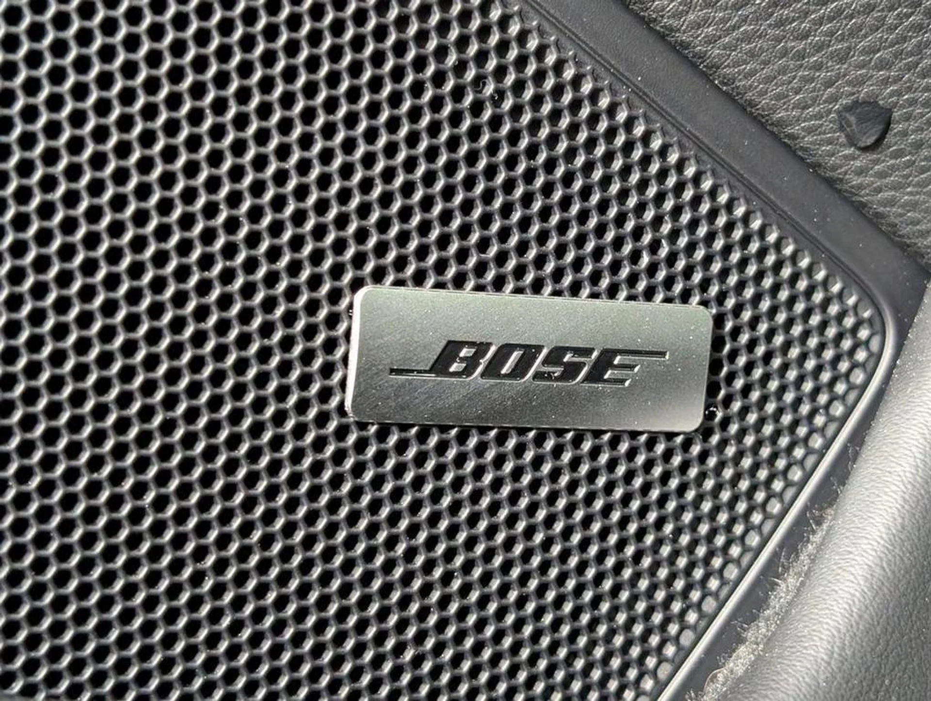 mph025_2875593343_l0lj9z_AH_07xfi_E48_G_Rnbk_F8_W60_23bb8ebede