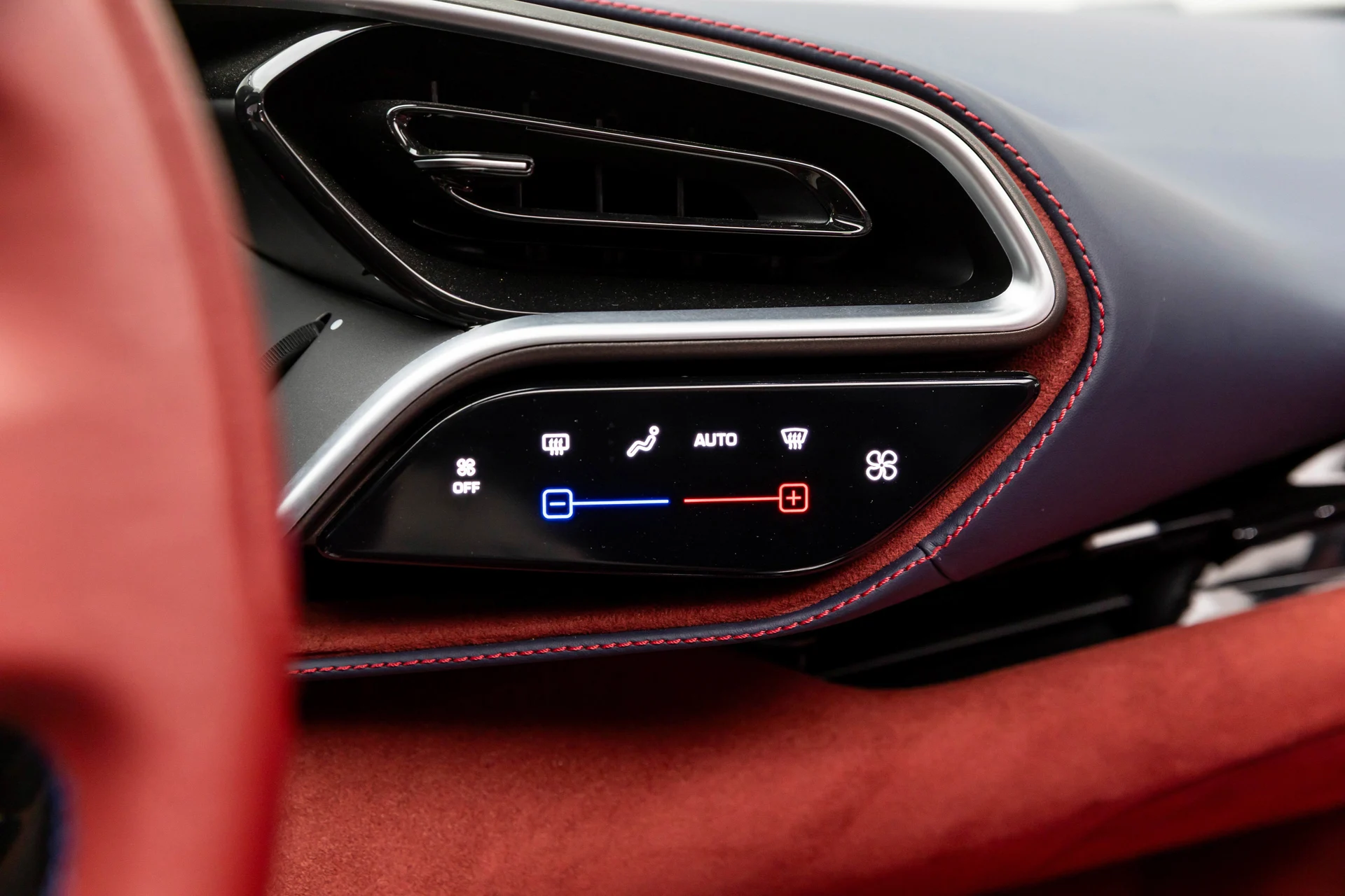 mph025_2890165870_379be231b0fe4aadadfeb3991089f7cb_443463cb59