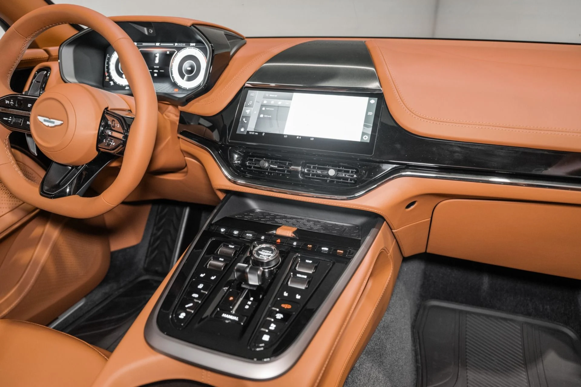mph025_2902936745_New_2026_Aston_Martin_DBX_707_1780939775_ac4af1ef7c