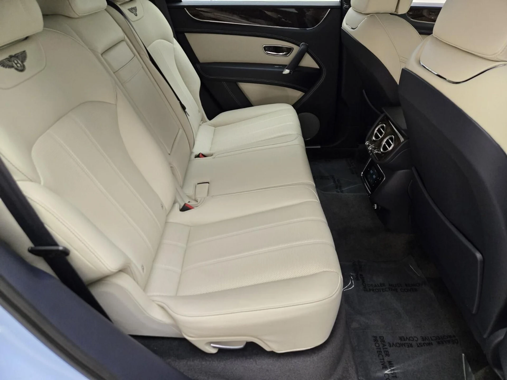 mph025_2905016246_Used_2020_Bentley_Bentayga_V8_1754377280_67f717fa69