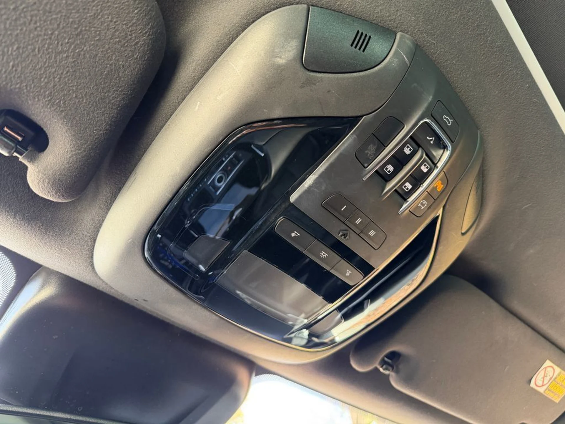 mph025_2906418445_aa341d7a2c6e434186f49d4796ab6da2_922a00c5cc