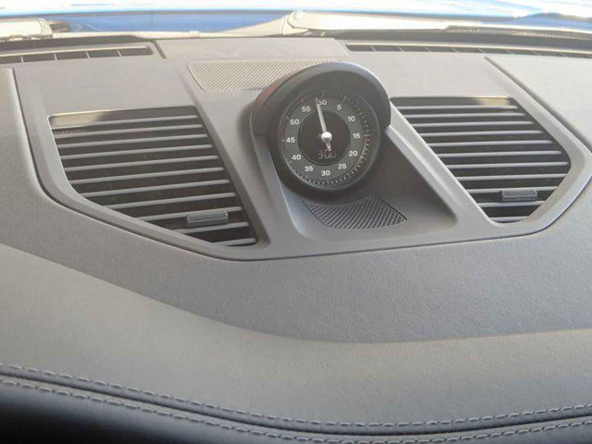 mph025_2907572355_l_Ljm_DR_1_Usw_NOV_f_V_Fp_Gc_Dg_IIL_I_f0834e6eb3