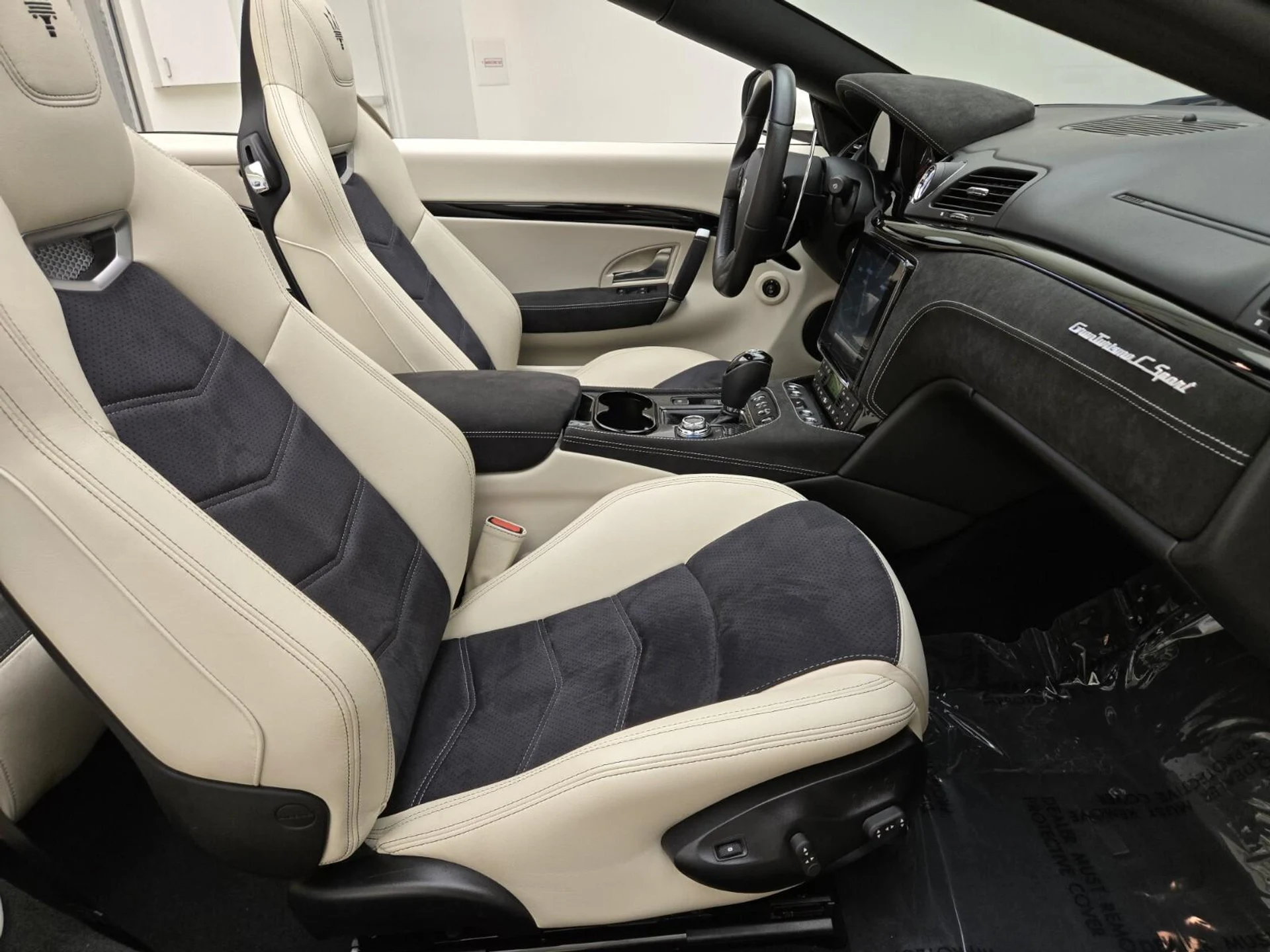 mph025_2911216784_Used_2018_Maserati_Gran_Turismo_Sport_1753858120_5446be9a28