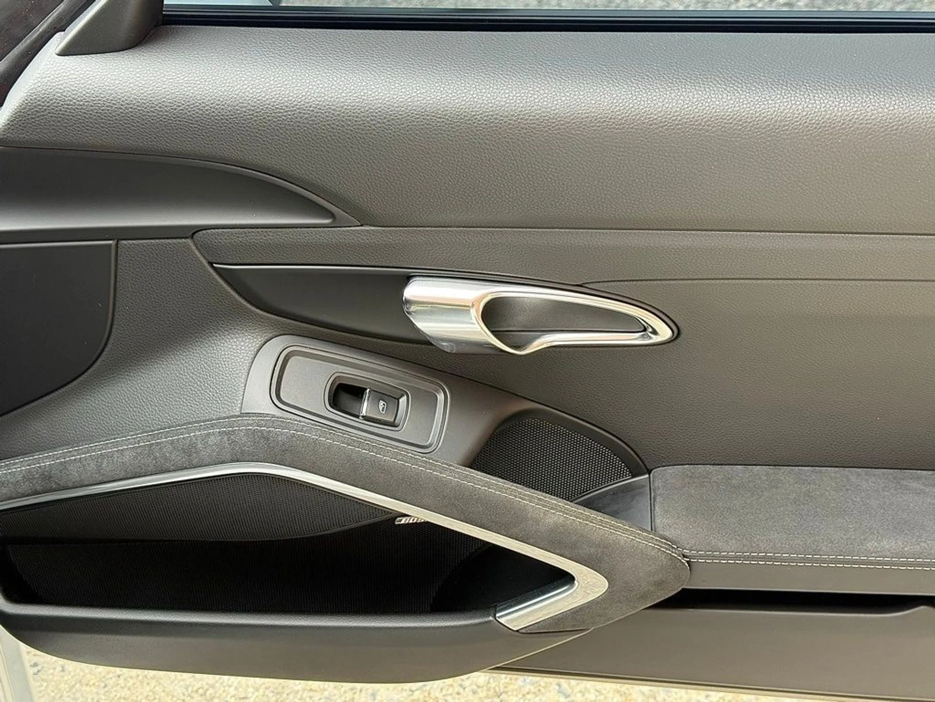 mph025_291230016_b7c4a4a02bc6e40d372cb1d88986de01x_f807e10854