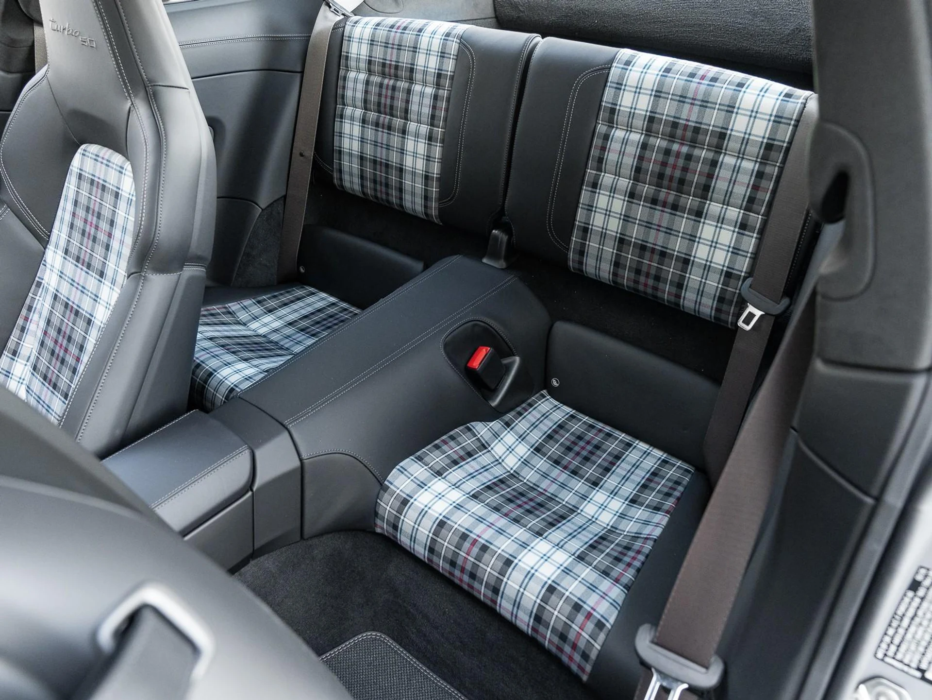 mph025_2918859852_Used_2025_Porsche_911_Turbo_1762268515_3ca6d9536e