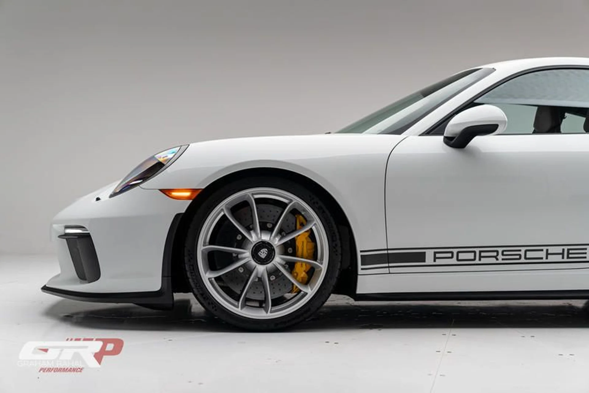 mph025_2920861437_3695403_C_96_A7_48_FF_A9_E9_44_F35_FB_32_D74_f548be8257