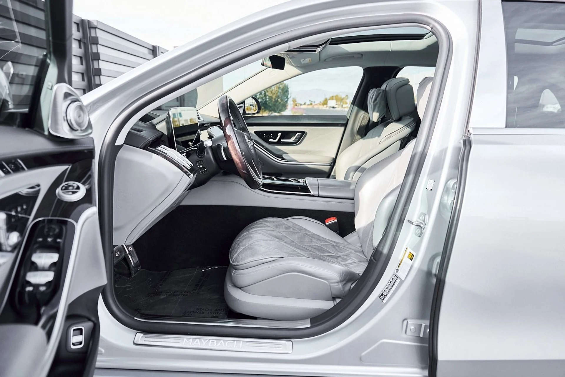 mph025_2922957332_Used_2021_Mercedes_Benz_S_Class_Maybach_S_580_1771643101_6810e39efd