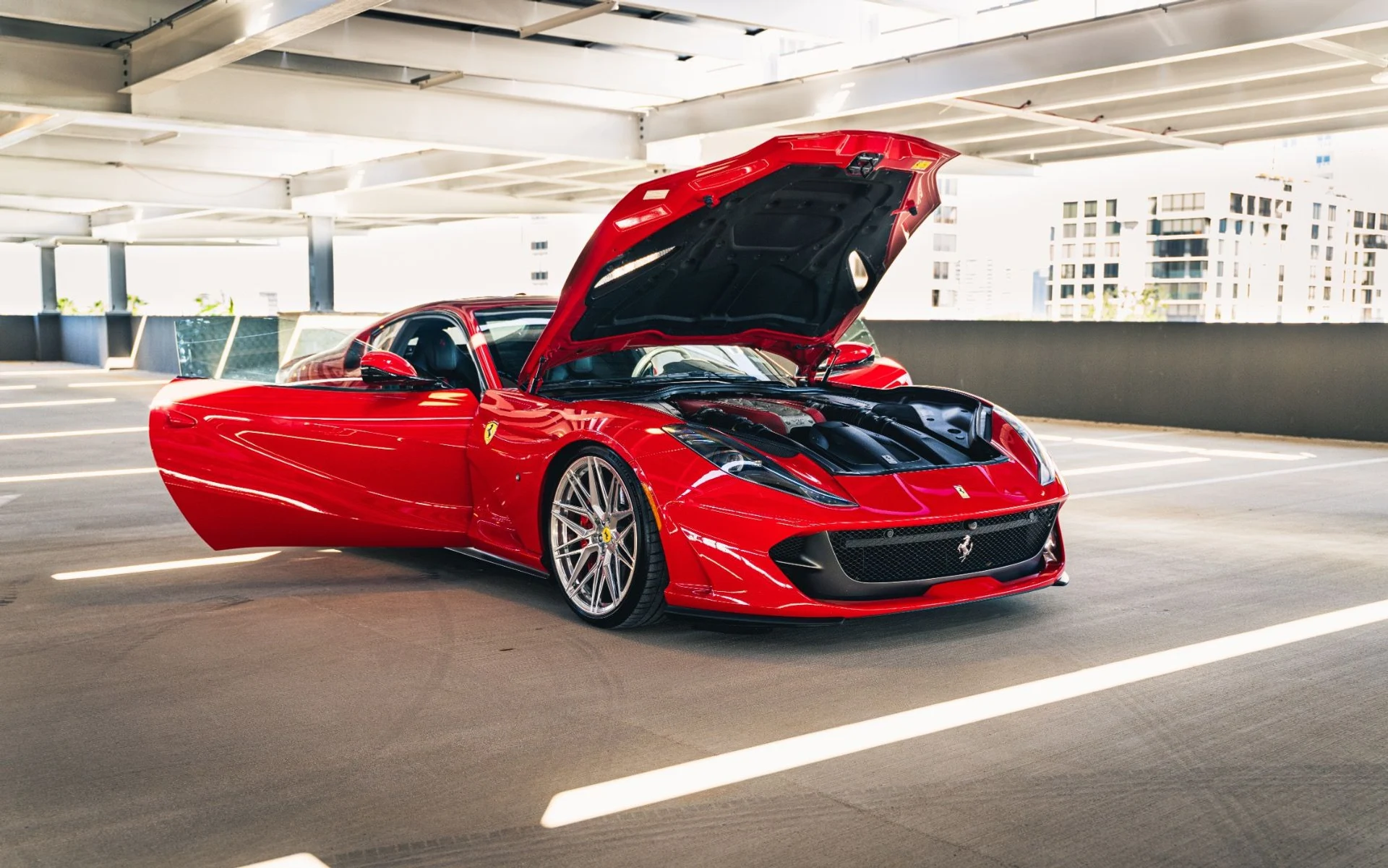 mph025_2924362310_Used_2019_Ferrari_812_Superfast_1793059055_34d6c4f243