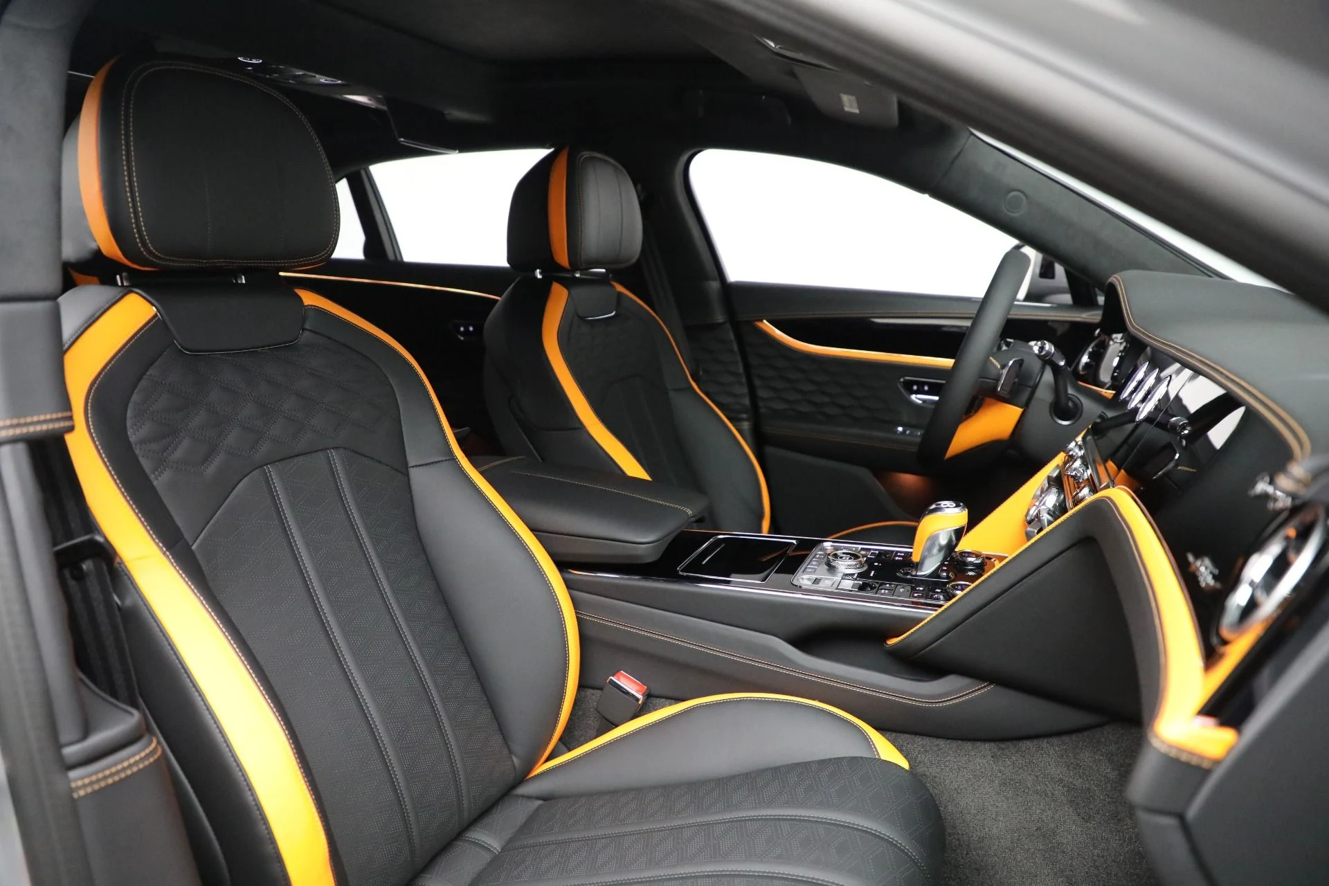 mph025_2946644481_New_2025_Bentley_Flying_Spur_Speed_75b2483b78
