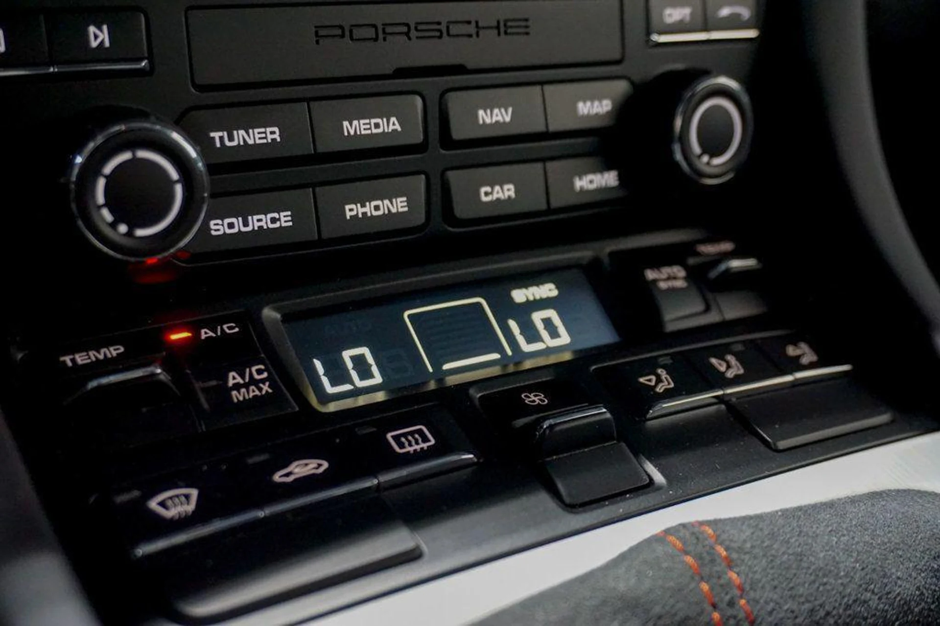 mph025_2947588752_C_Rx_L_Thbt_Ve_G_Tra_Eu_No_H7_E_Fnhw_476abf7eed