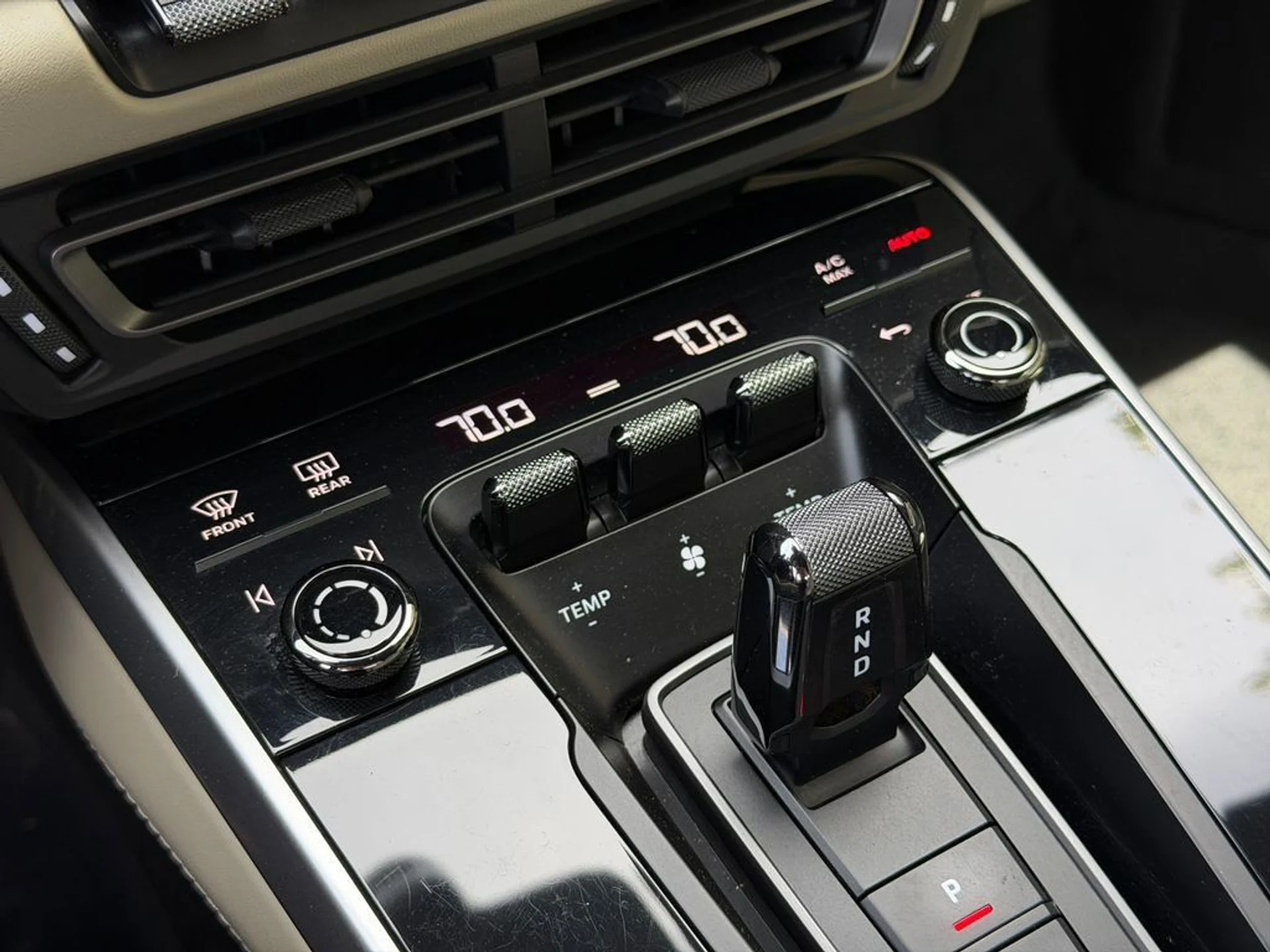 mph025_2957078168_04d82667fb1a449485ccd443512259ff_fa388fffc5