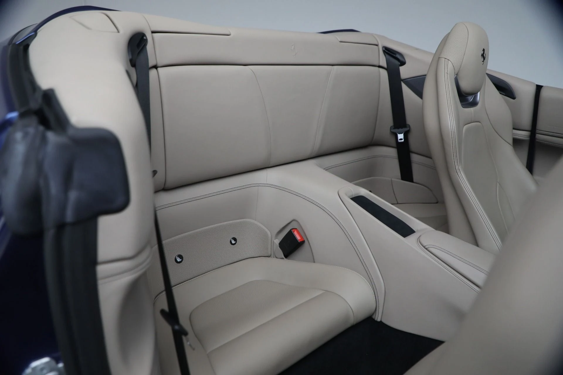 mph025_2960941722_Used_2020_Ferrari_Portofino_1771280099_c283b3df65