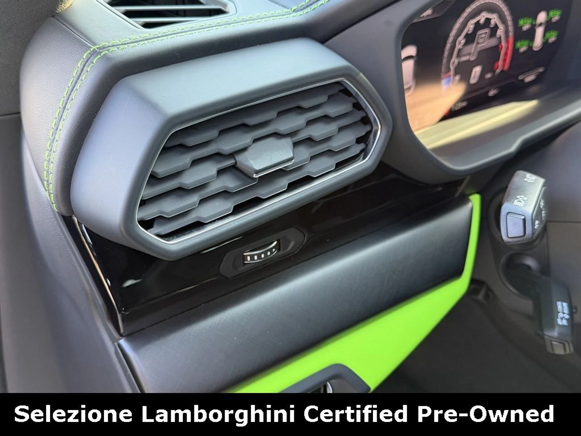 mph025_2963803900_932650d85bbbd94625820ee26faf76b0x_3883889f78