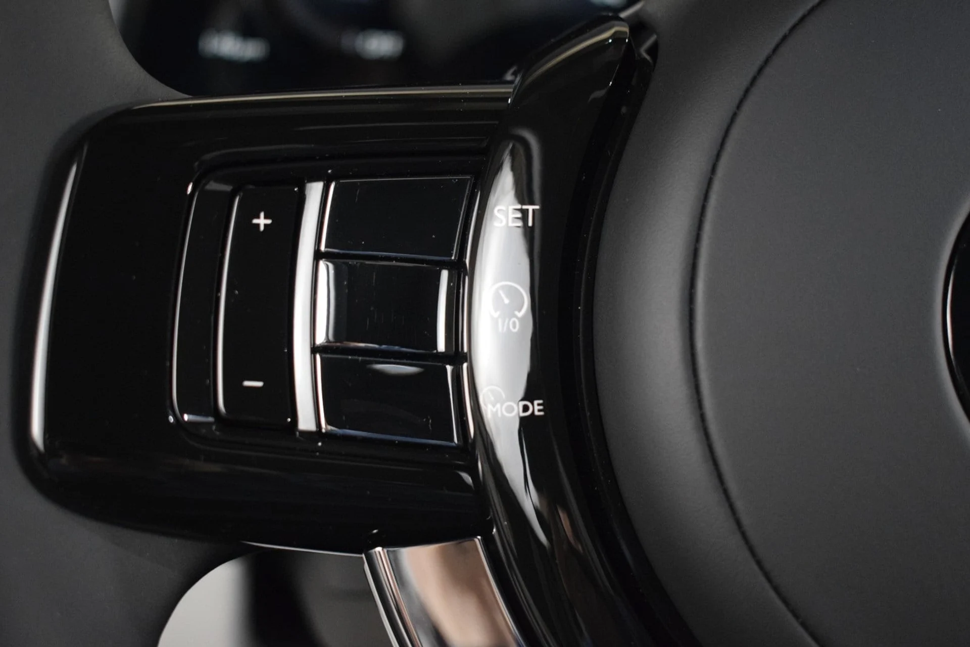 mph025_296651462_ceed87cfb7c5cf90cd6691cf8223e505x_1903ec37e5