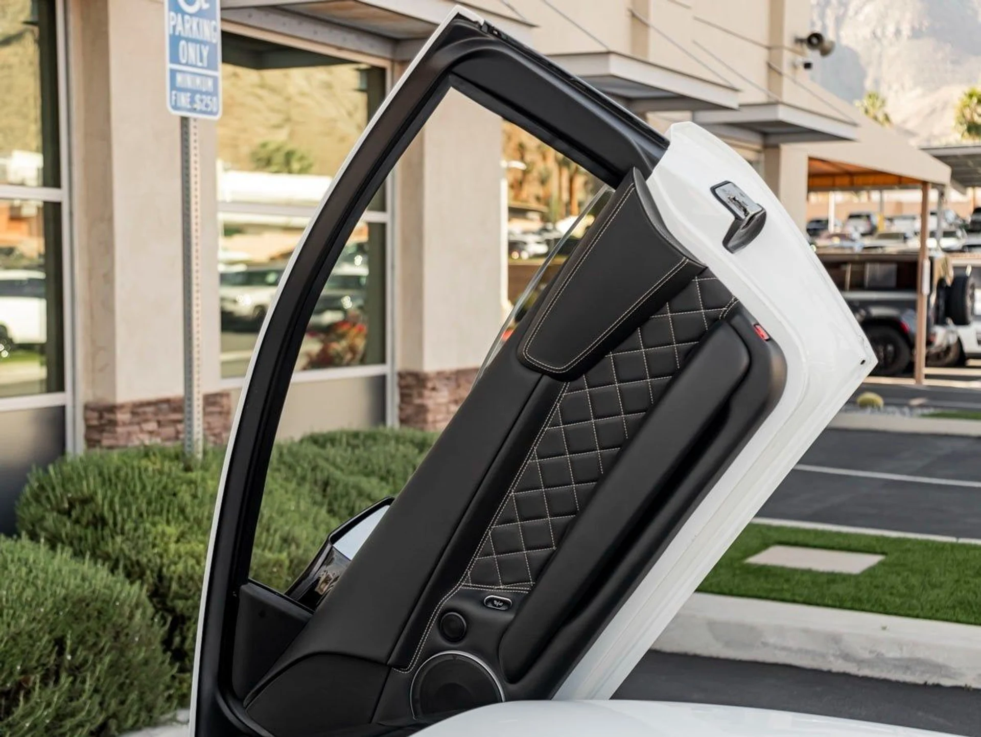 mph025_2970886290_26_367322a309