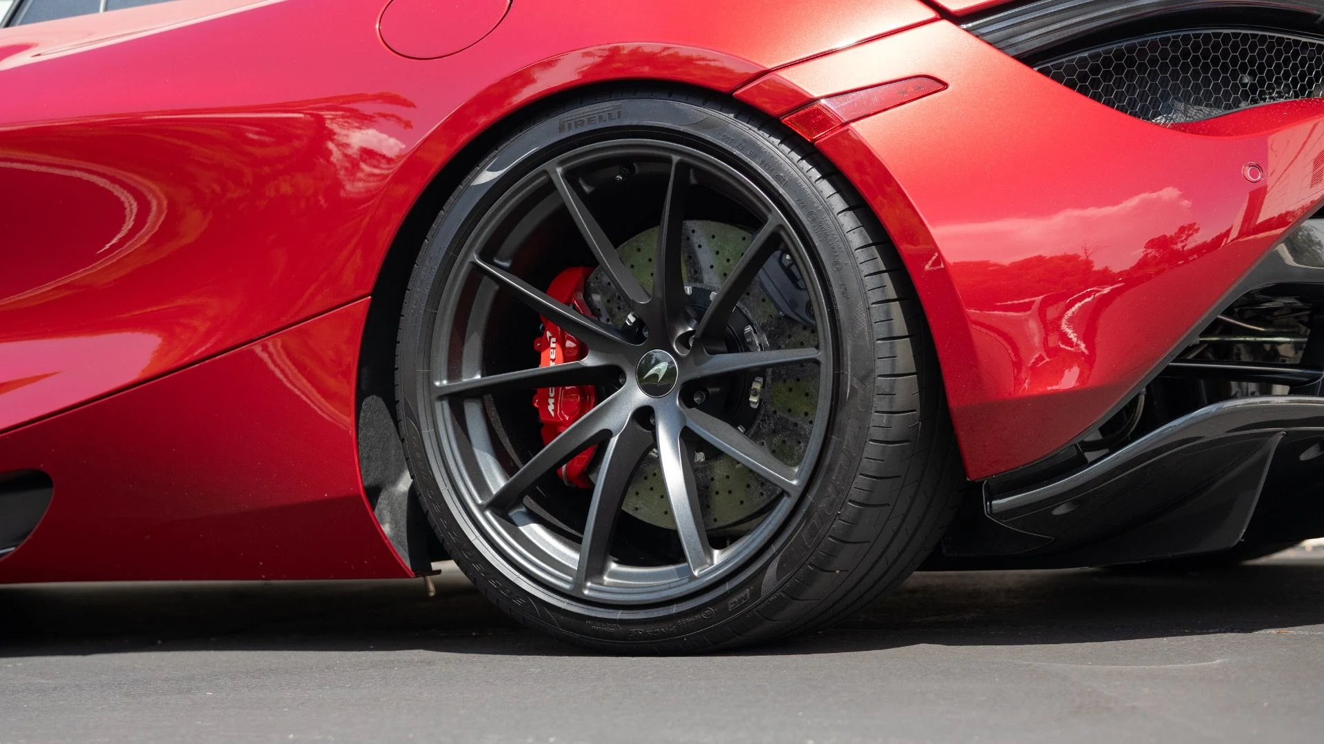 mph025_2973678223_Used_2022_Mc_Laren_720_S_Spider_1754430680_7dbefe4f8f