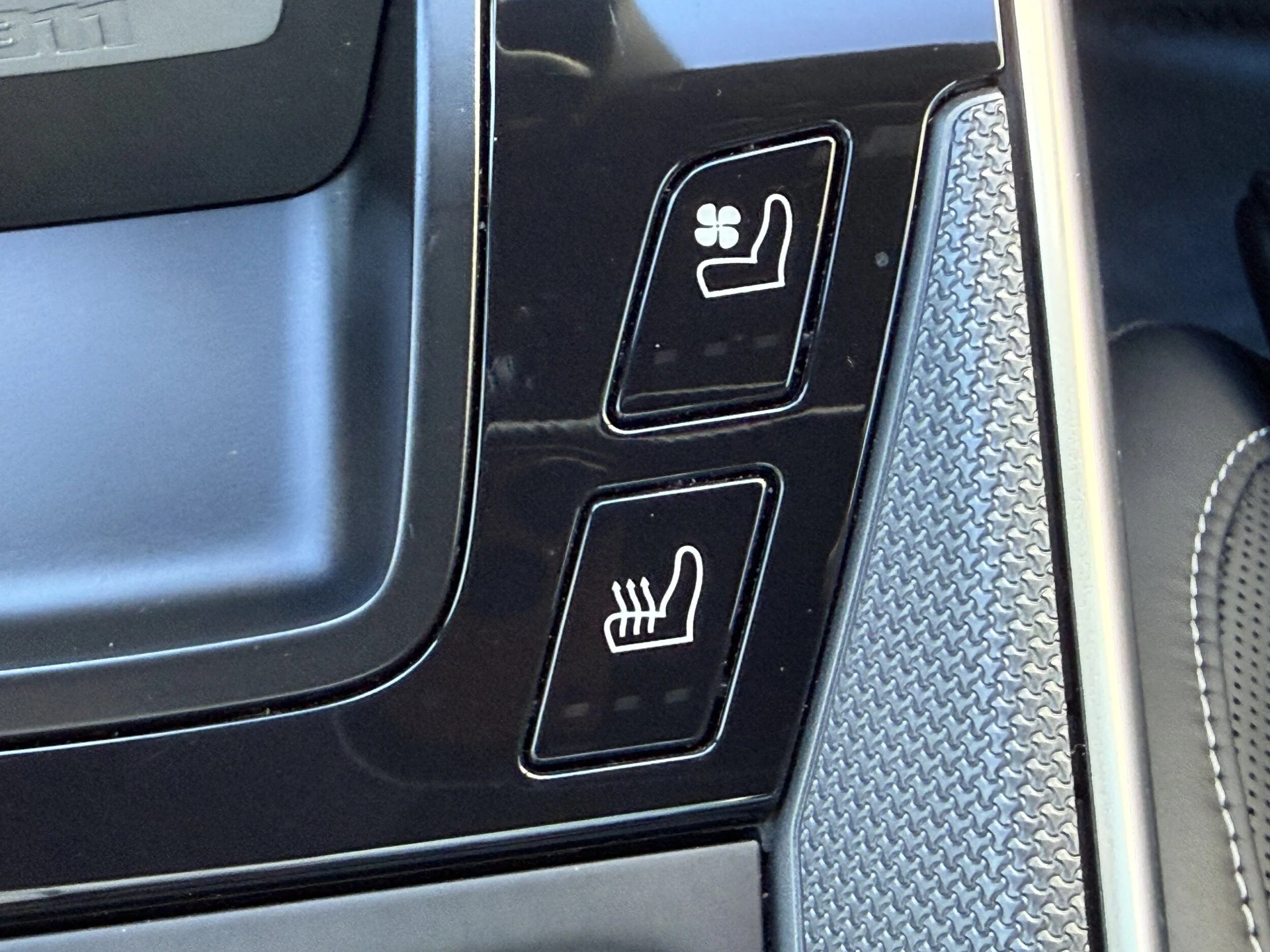 mph025_2975605740_f96365af1b8818e8721314636a32ebe2x_2a2e7a762a