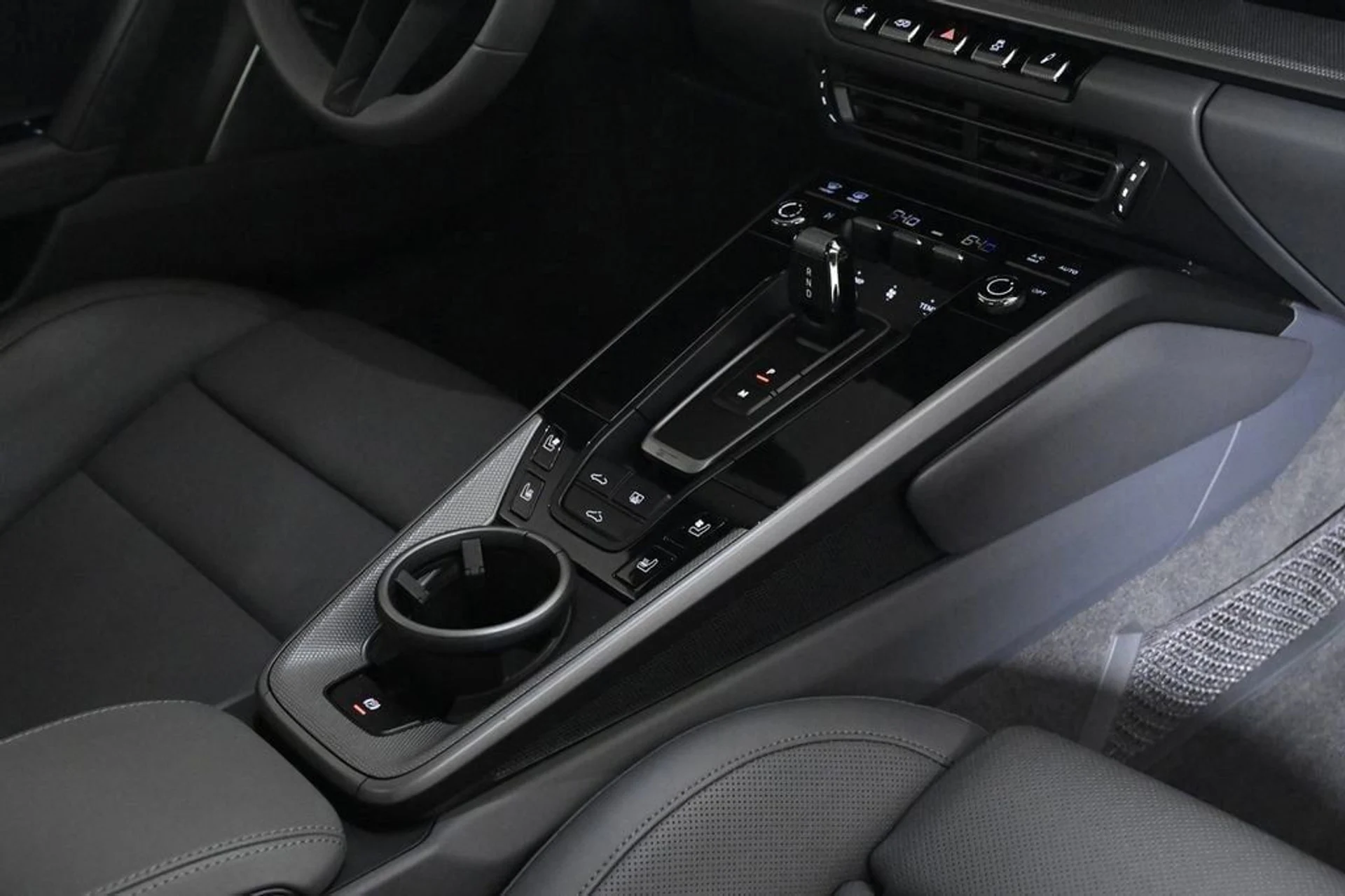 mph025_2985486123_5e67e84162eb485ebd76b092972131ef_7d7851e755