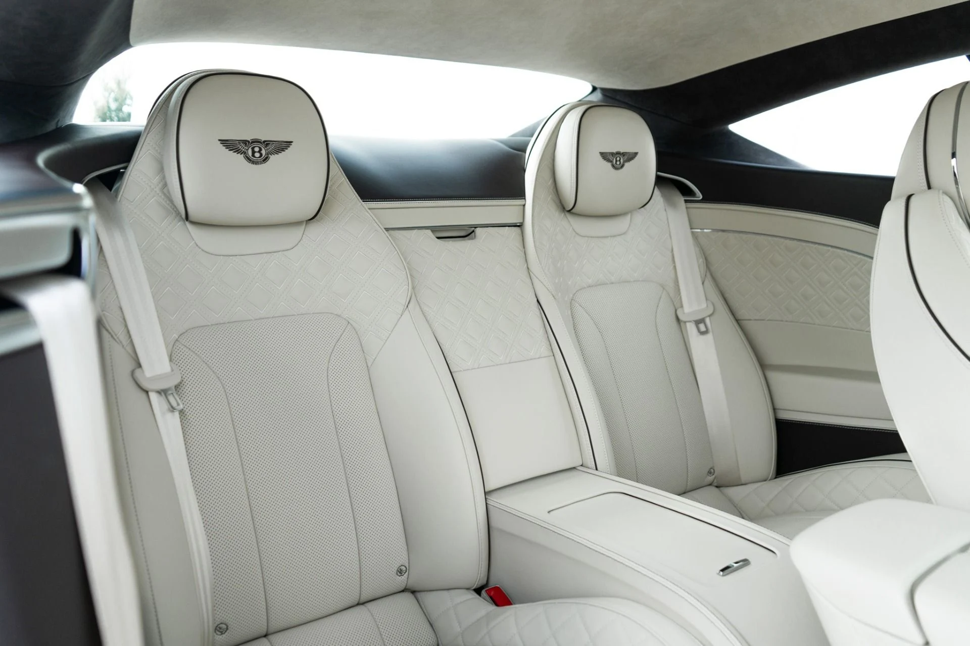 mph025_2989550443_Used_2022_Bentley_Continental_GT_V8_1761245166_c1822f7c53