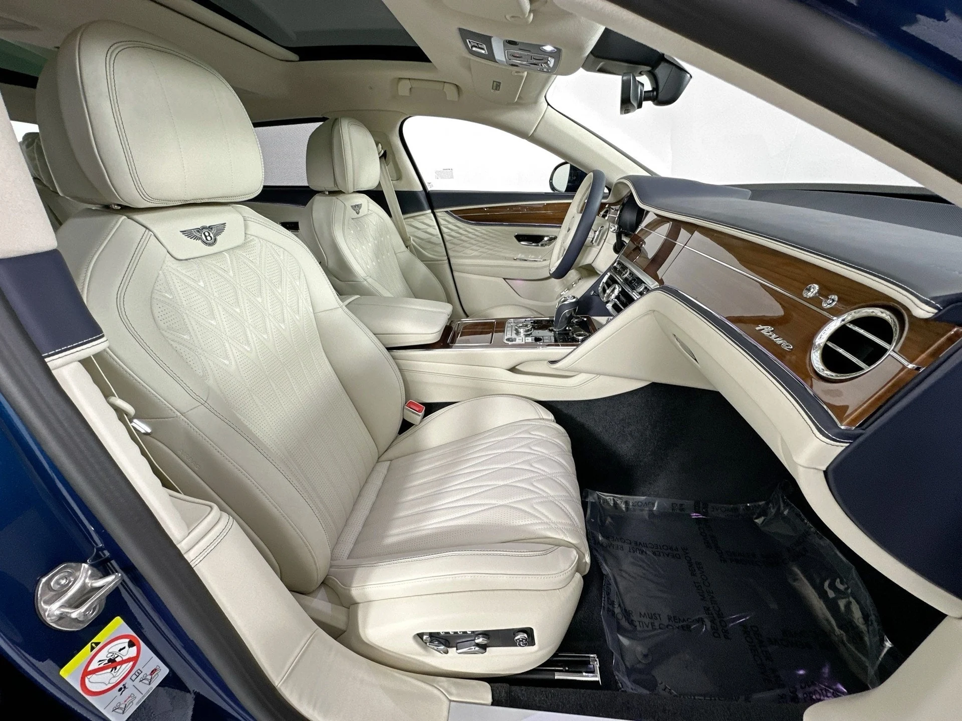 mph025_2990790595_26_61097419bb