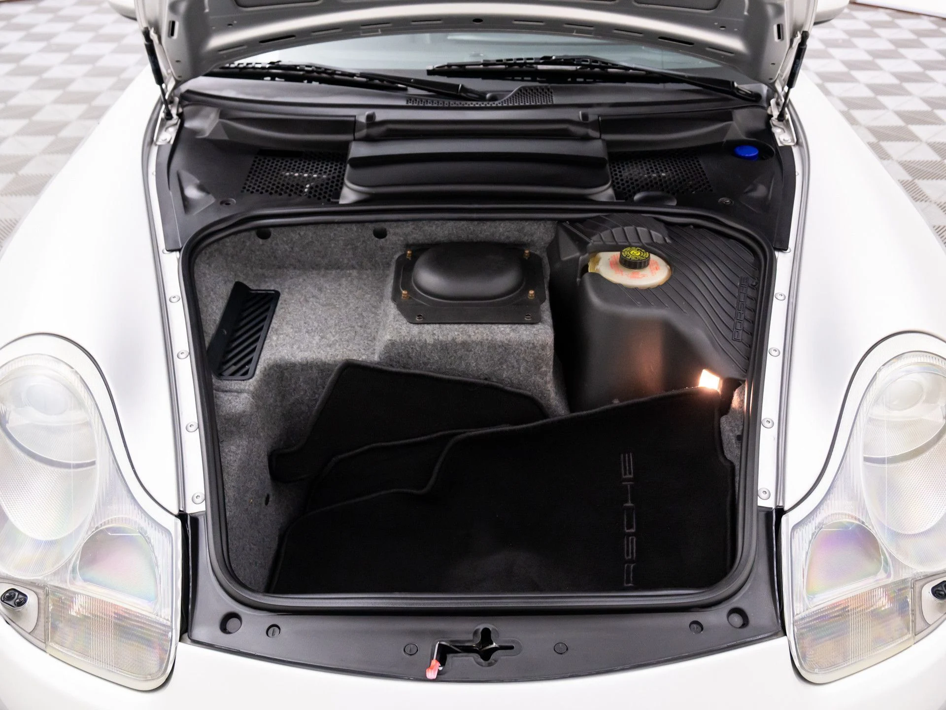 mph025_2992218515_22d75a49bfb153d2ea7ce61381b43634x_c6e09ca539