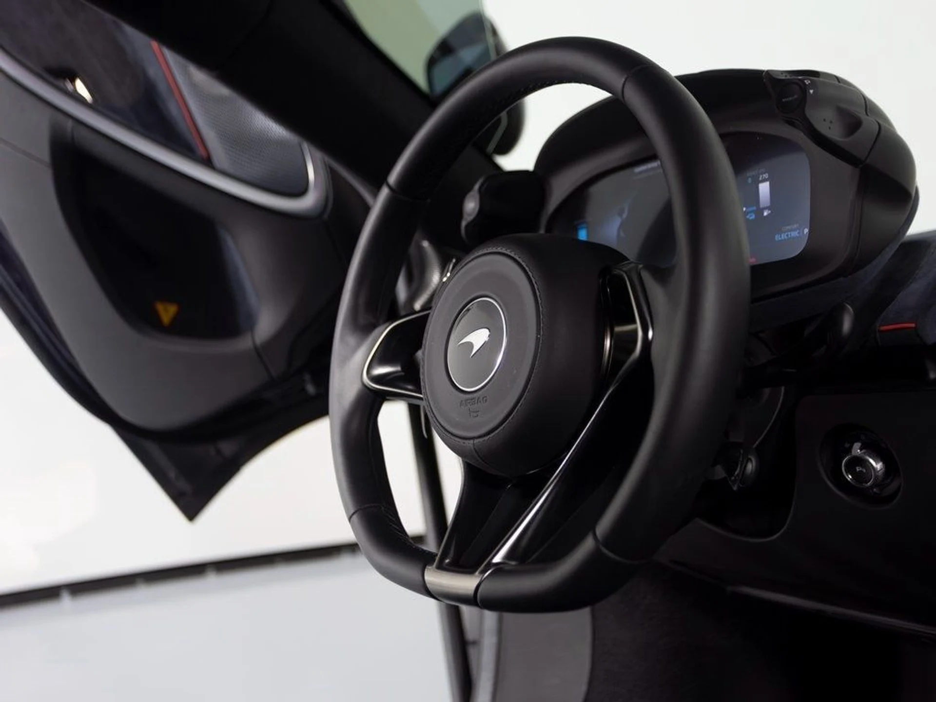 mph025_29938611_ff045d89863b200df63a9c134e3ea78cx_2fbae03939