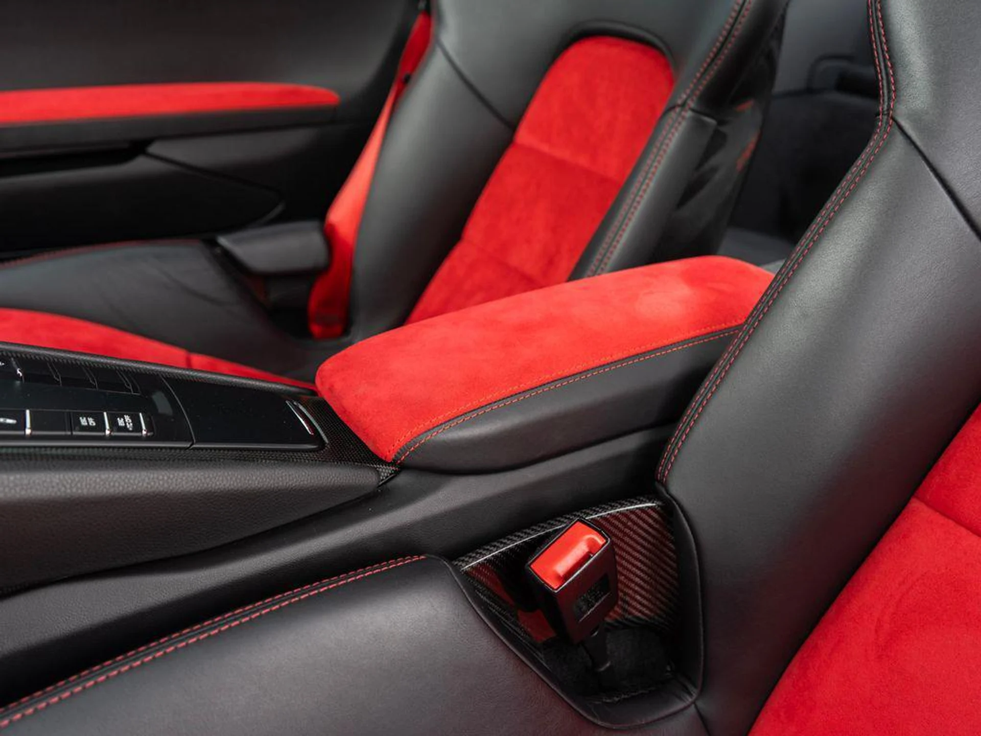 mph025_2997092545_DX_1rr_SGH_Uo_H2_Tx7_B_As_D_Vq_a_V4d_A_c71b181e6e