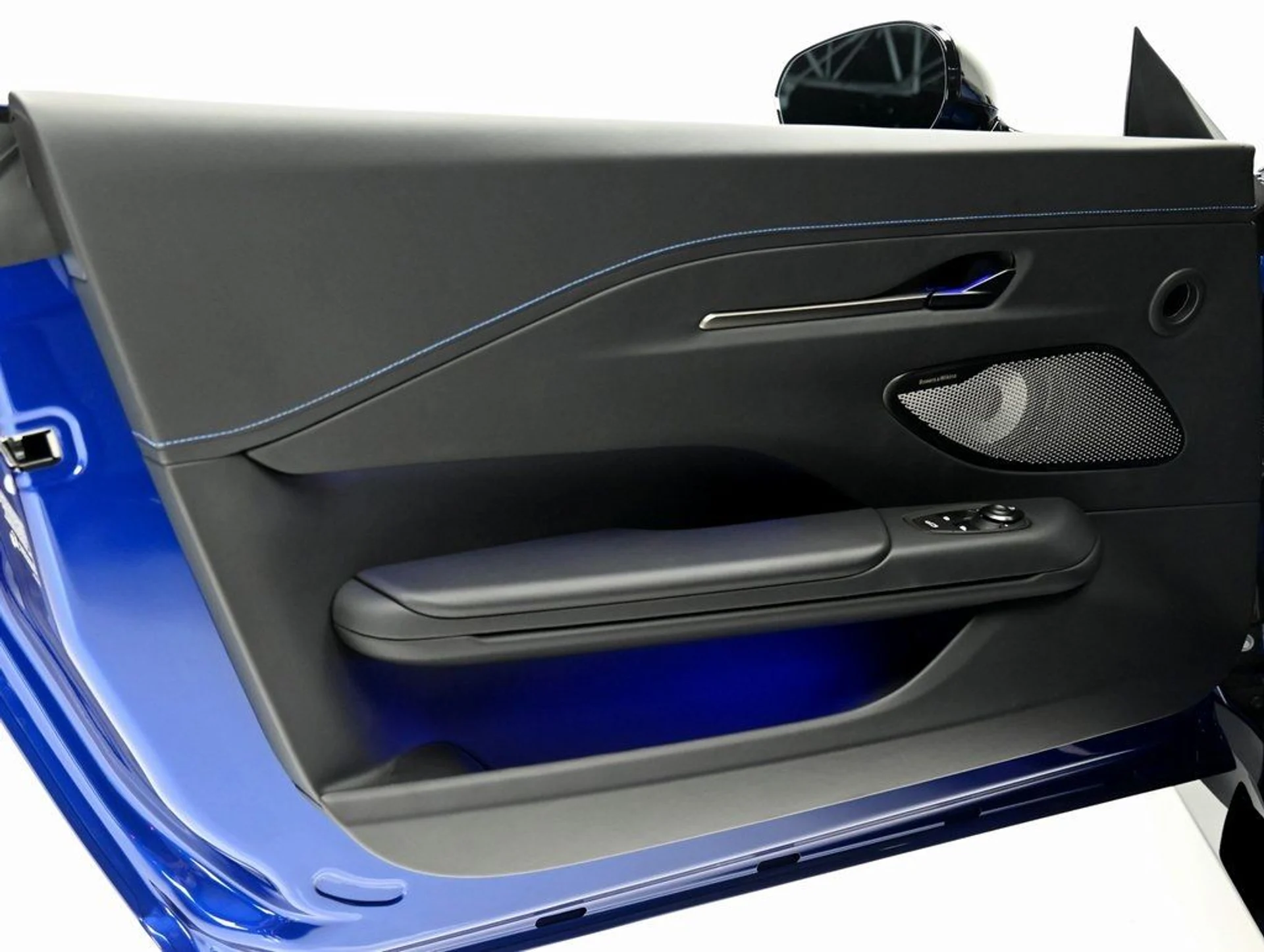 mph025_3005364718_e473ed13f24bc6c2f705150af0a4eb39_10f2f30b25