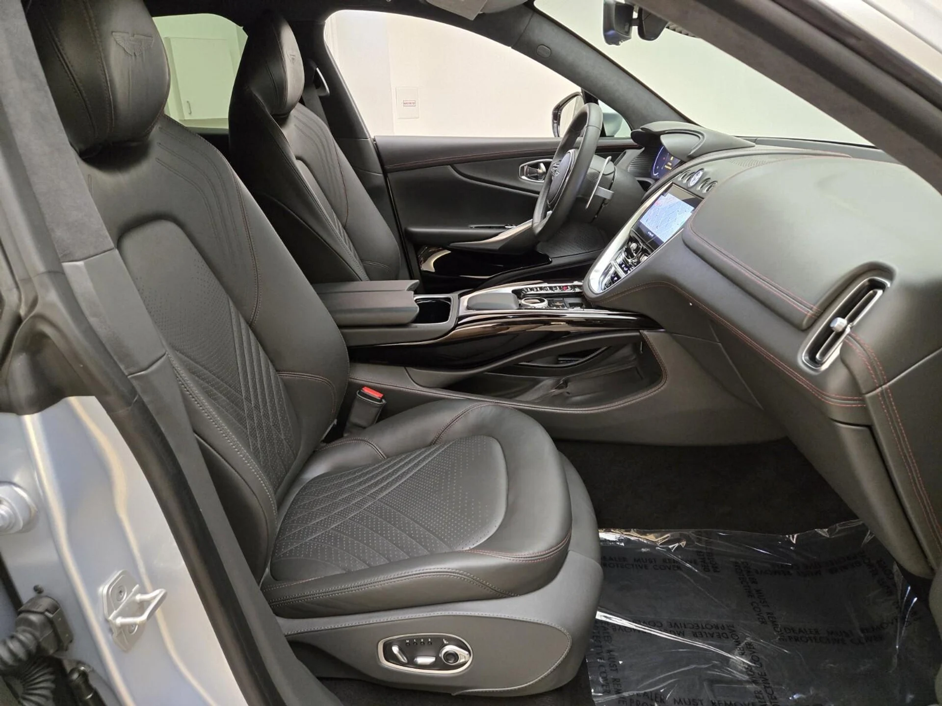 mph025_3009050679_Used_2024_Aston_Martin_DBX_1777355471_c88c3d2b6b