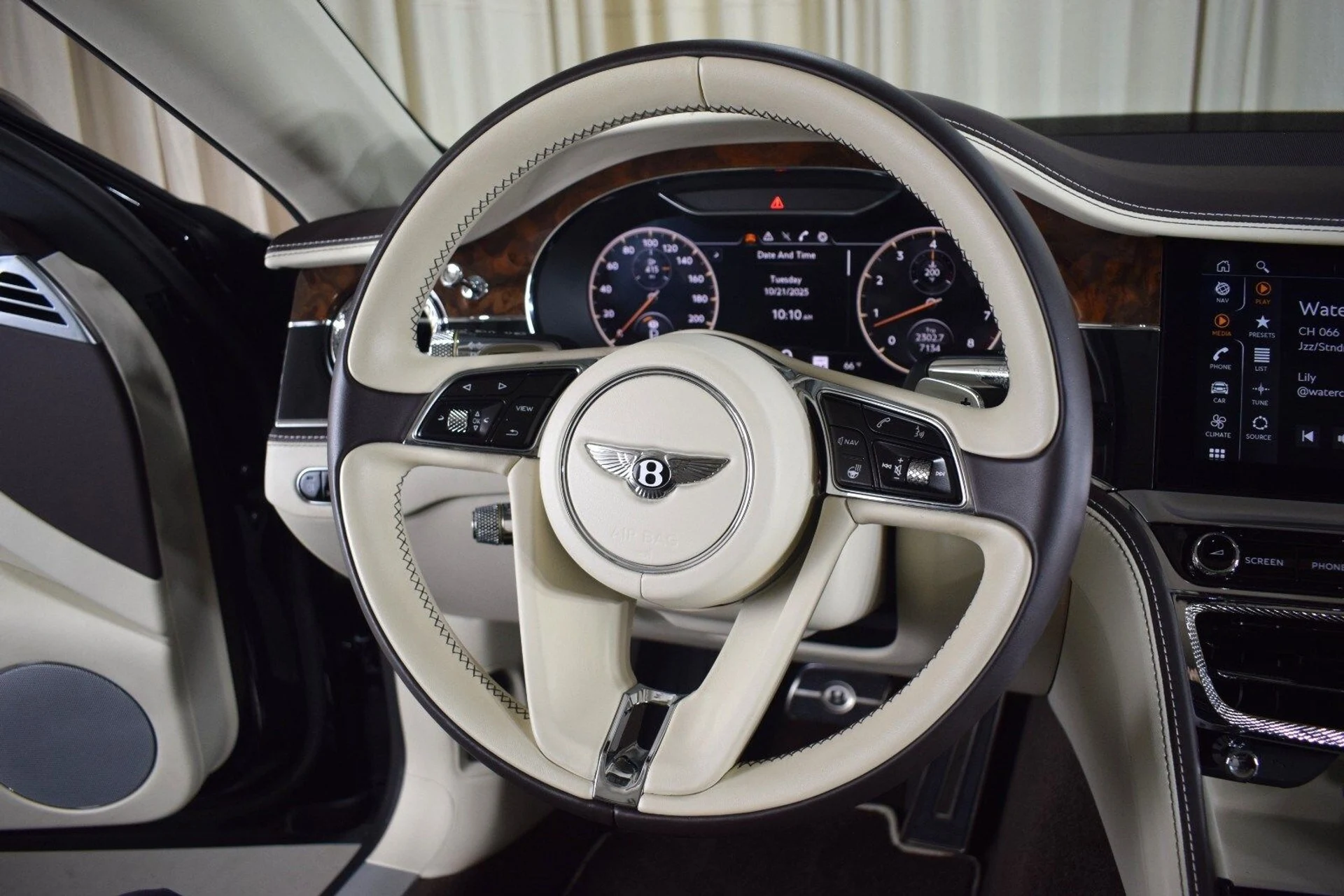 mph025_3015860989_fdbb55448b61d44834e39e887bd03d0ax_5f5502ada2