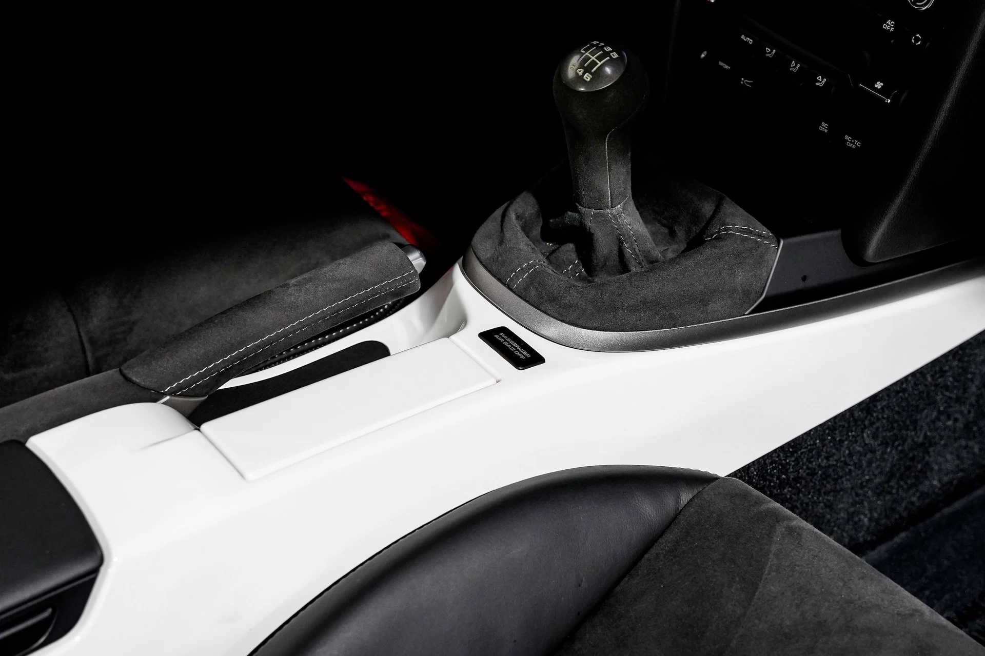 mph025_3030228337_8f159a5fccebd2710d74d0ef94400068x_5b6ba938c3