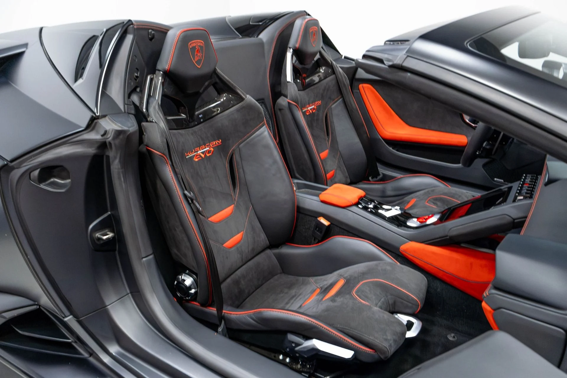 mph025_3035695443_Used_2021_Lamborghini_Huracan_EVO_EVO_Spyder_1780949077_b180c5ec0d