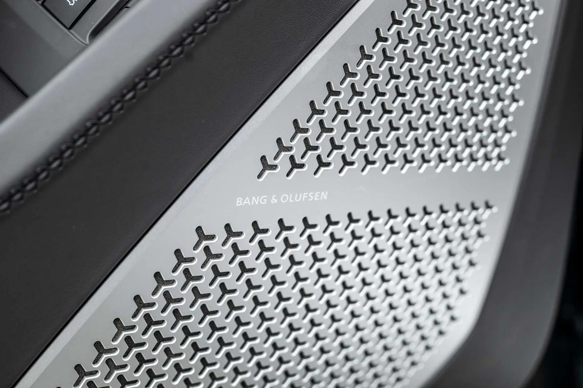 mph025_3036268772_736168c840831fae9353557ea04112f0x_c67aafeb6e