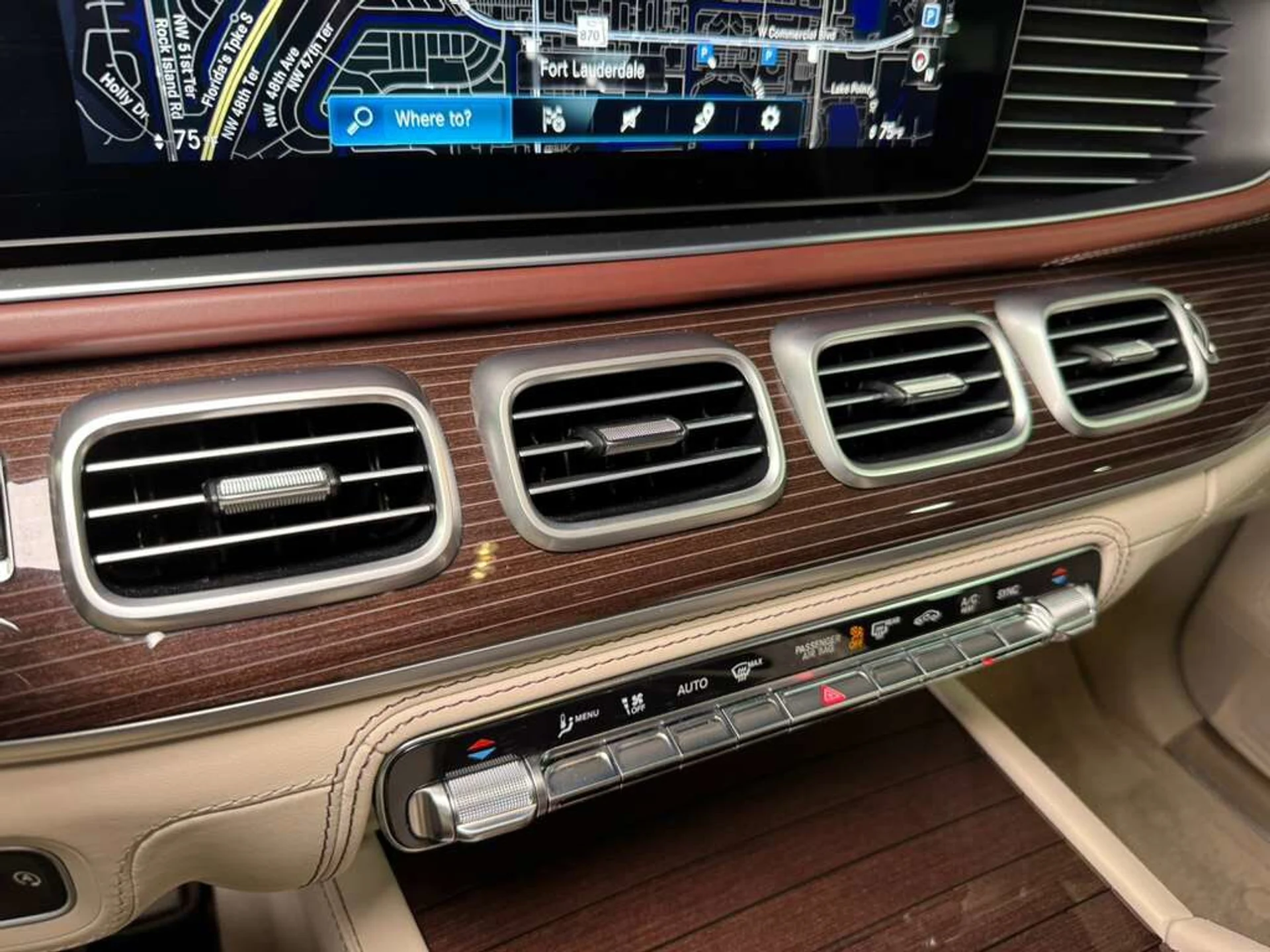 mph025_3036796963_a52614315e87f146bddc10db96c93c97_7b22bc8821